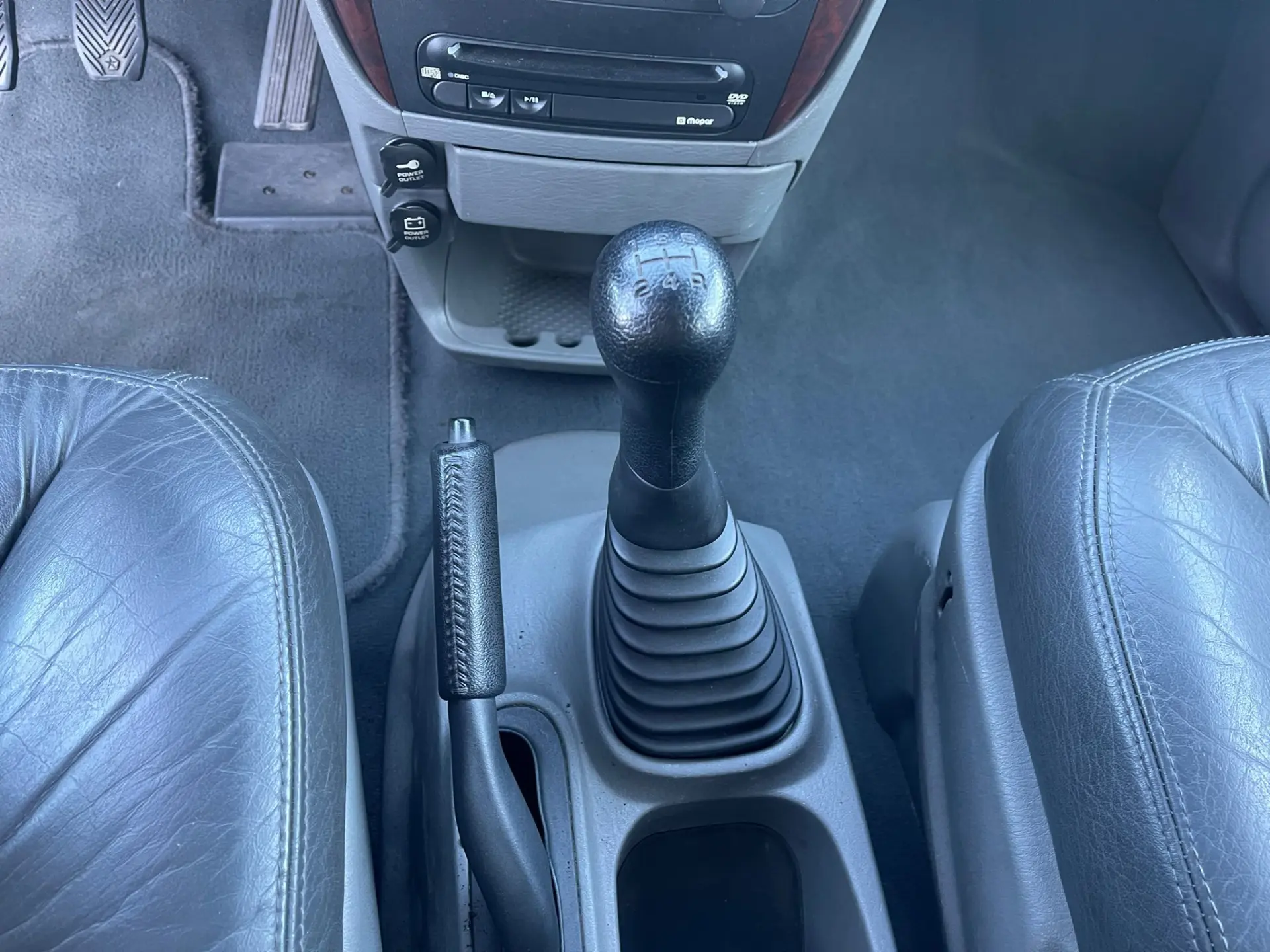 Chrysler Voyager 2.5 CRD LX 21