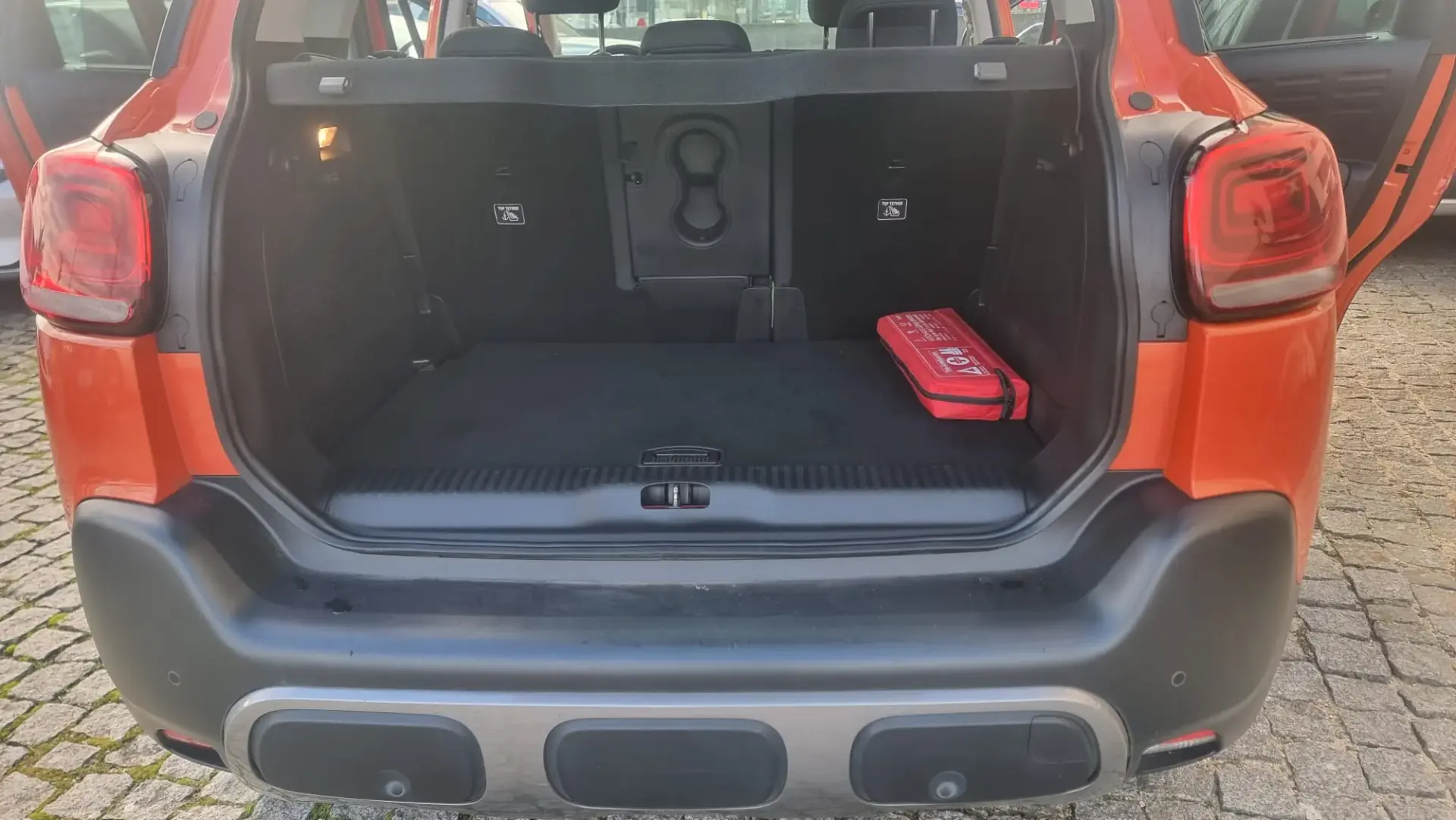 Citroën C3 Aircross 1.6 BlueHDi Feel S&S 28