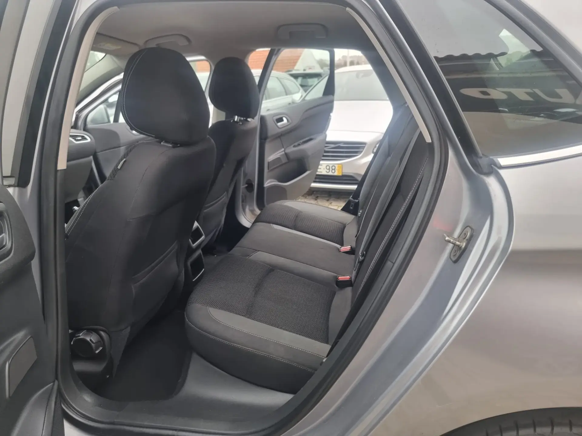 Citroën C4 1.6 BlueHDi Feel 13