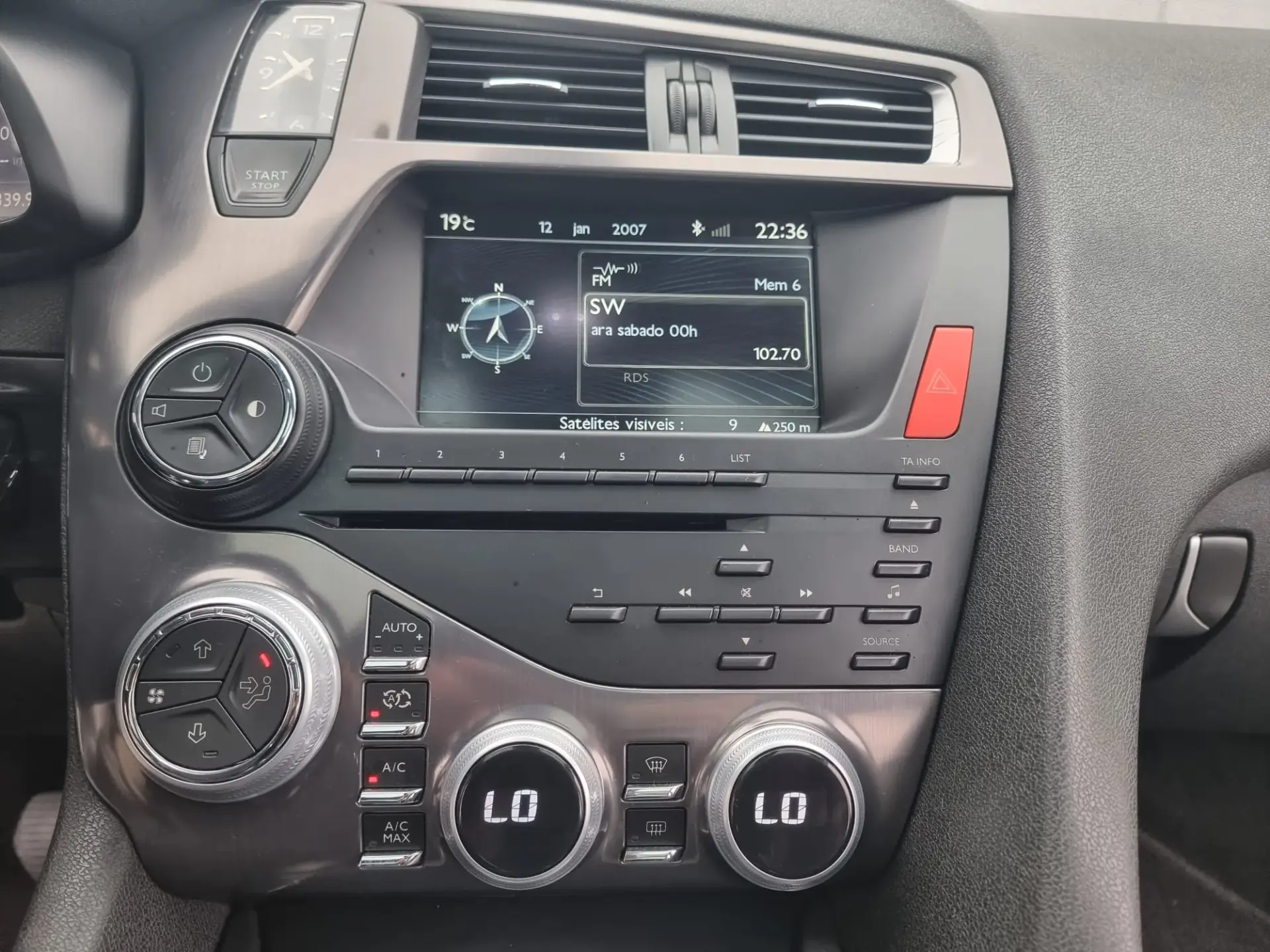 Citroën DS5 2.0 HDi Hybrid4 So Chic CMP6 12