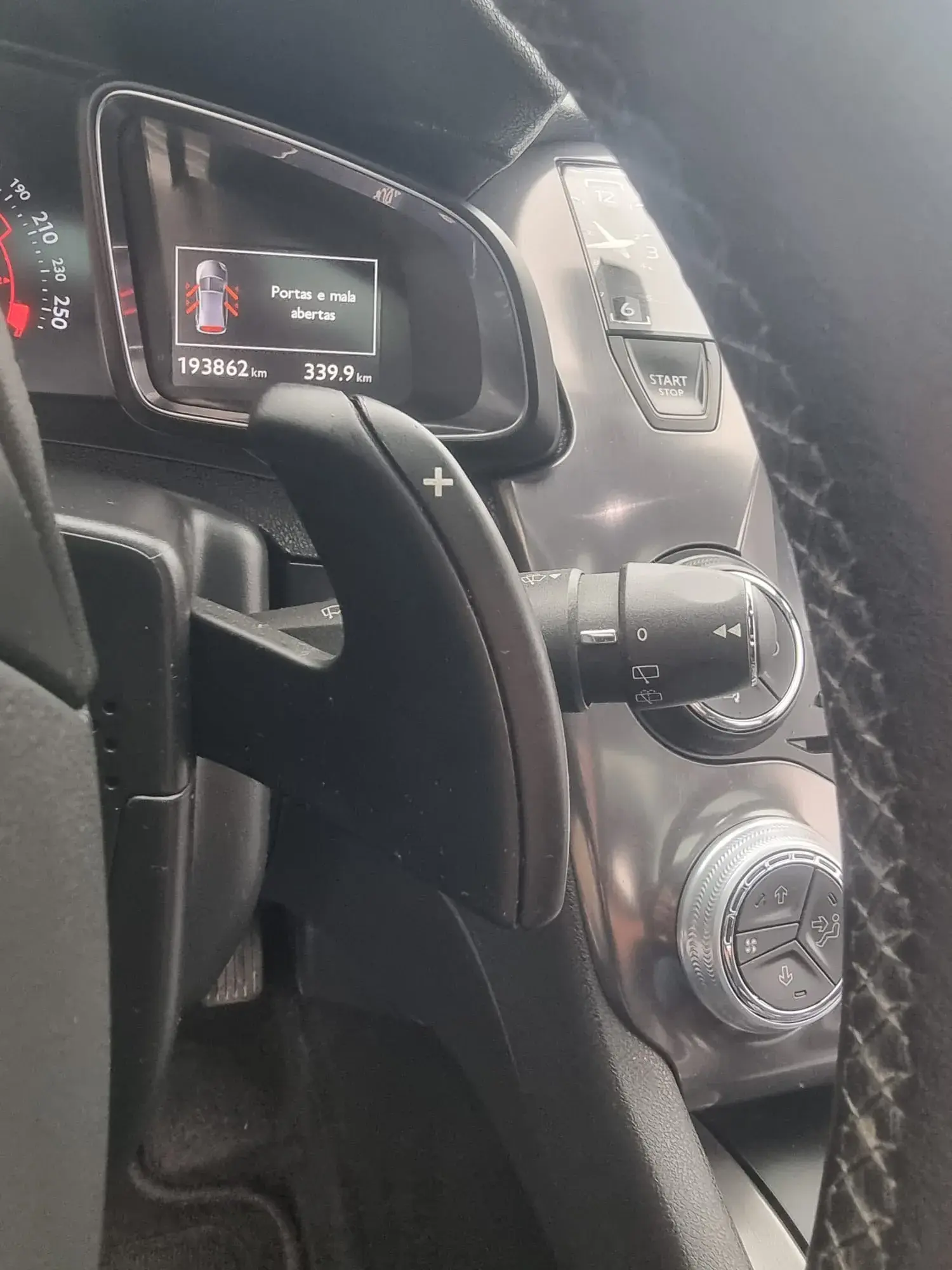 Citroën DS5 2.0 HDi Hybrid4 So Chic CMP6 22