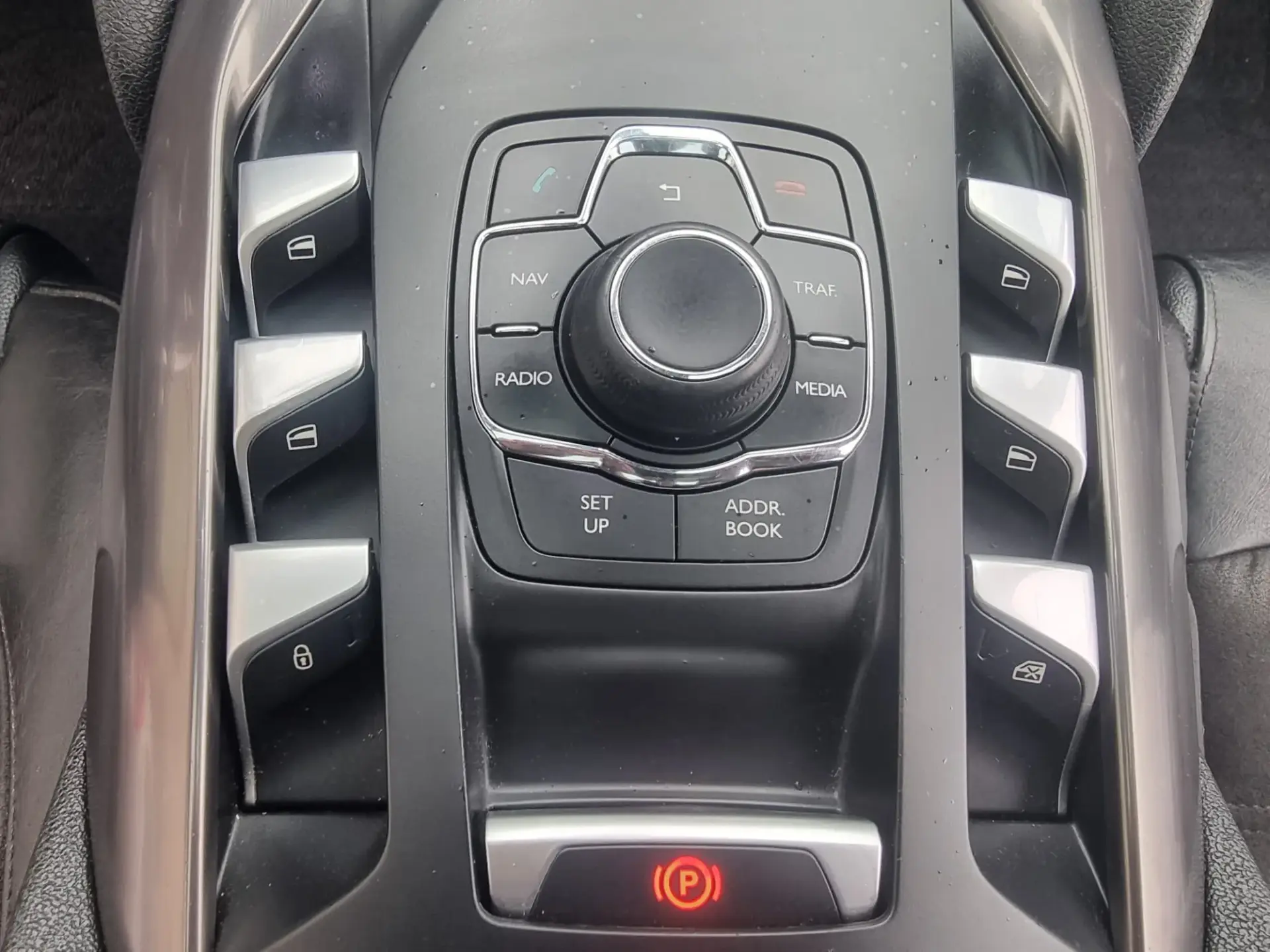 Citroën DS5 2.0 HDi Hybrid4 So Chic CMP6 23