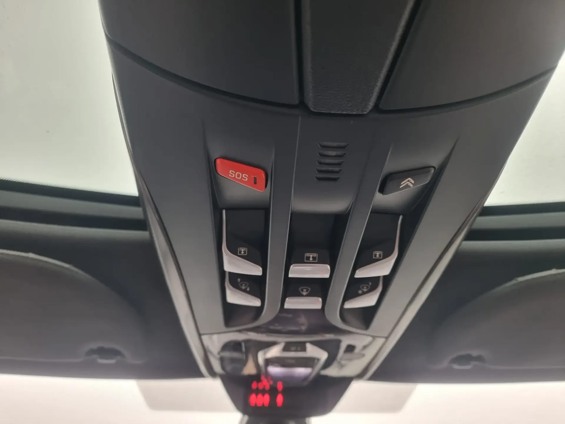 Citroën DS5 2.0 HDi Hybrid4 So Chic CMP6 26