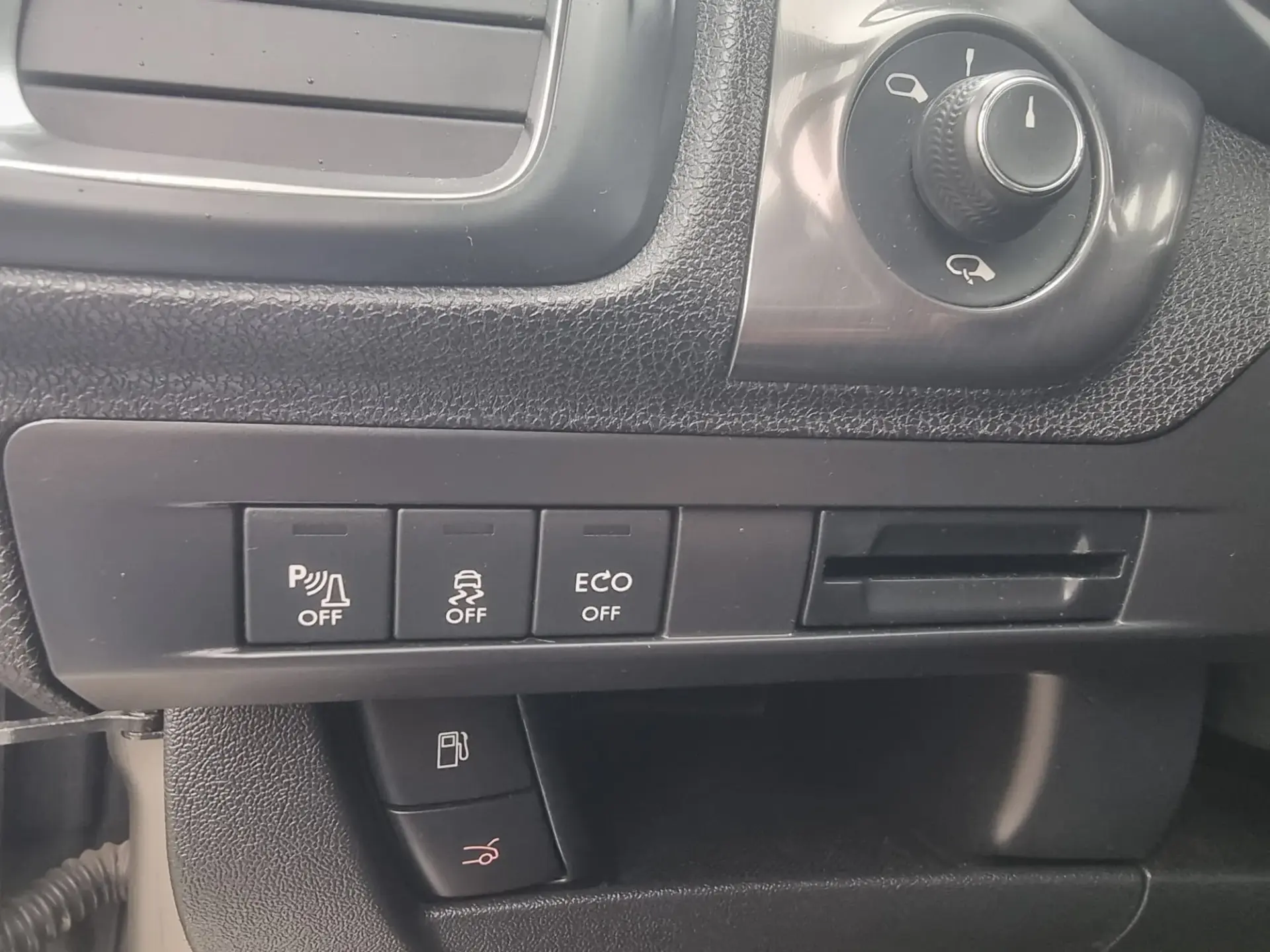 Citroën DS5 2.0 HDi Hybrid4 So Chic CMP6 27