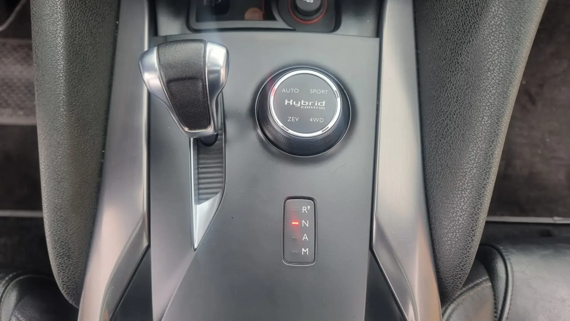 Citroën DS5 2.0 HDi Hybrid4 Sport Chic CMP6 102 17