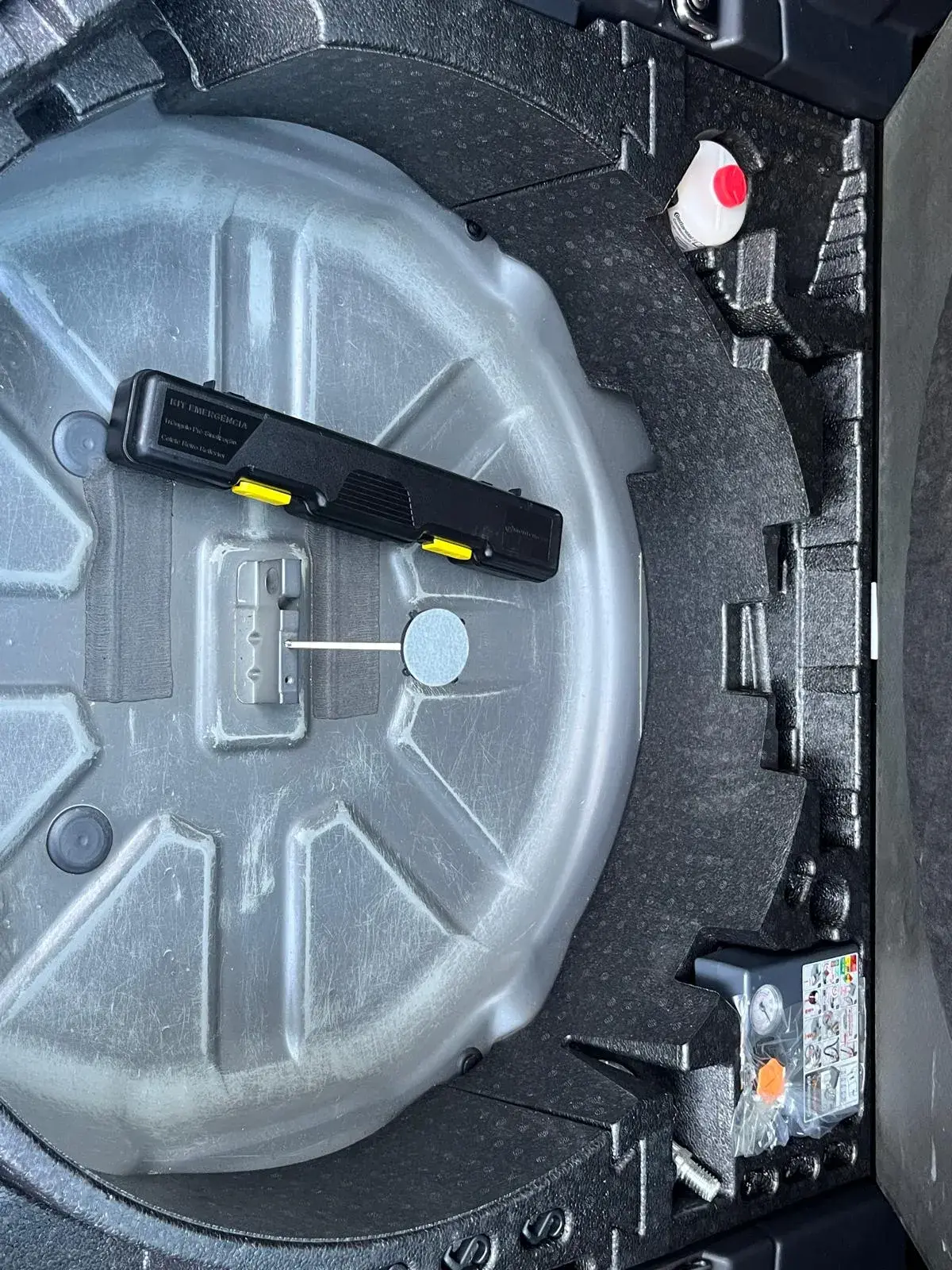 Land Rover Discovery Sport 2.0 TD4 HSE Auto 31