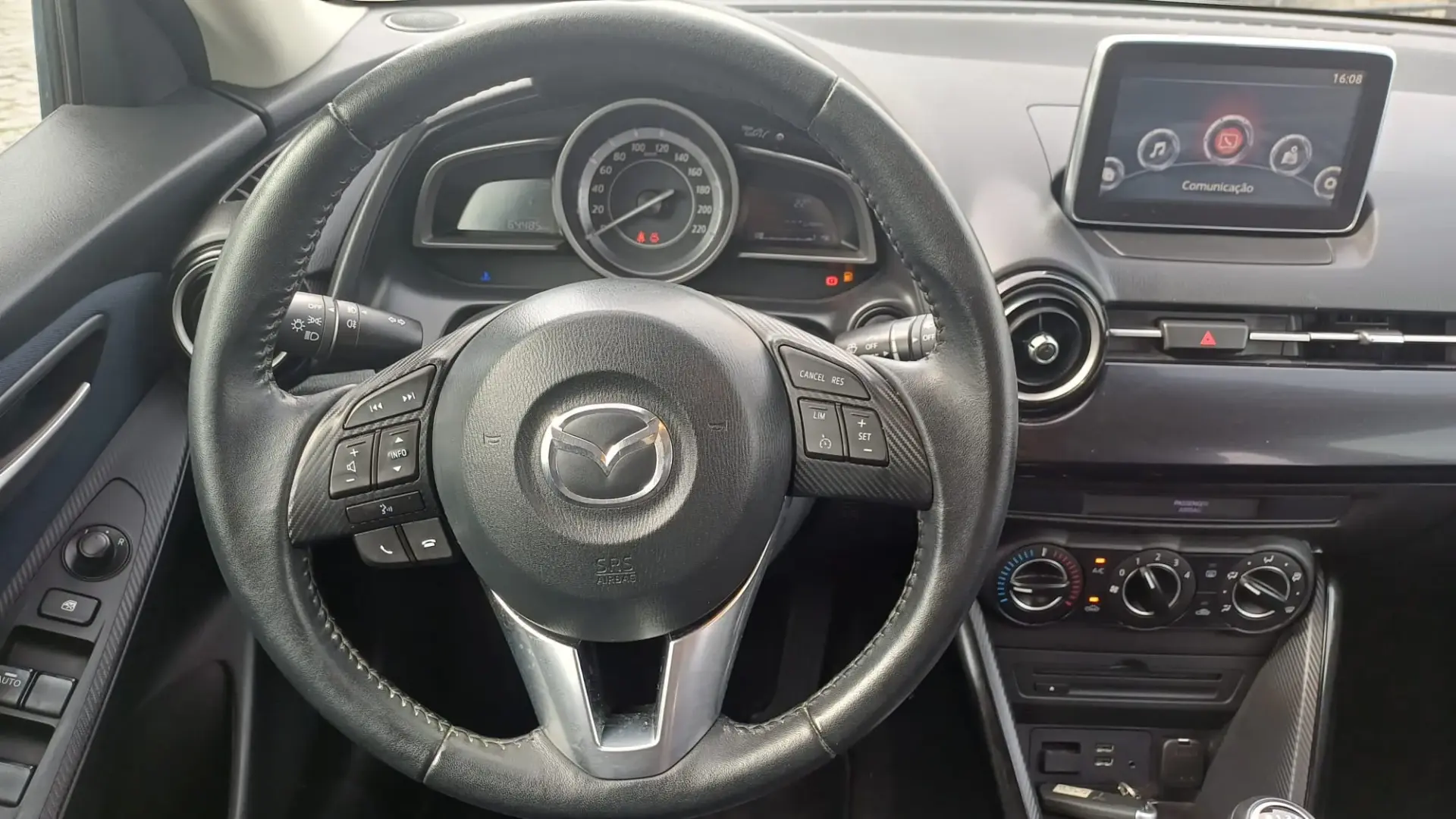 Mazda 2 1.5 Sky.Excellence 19