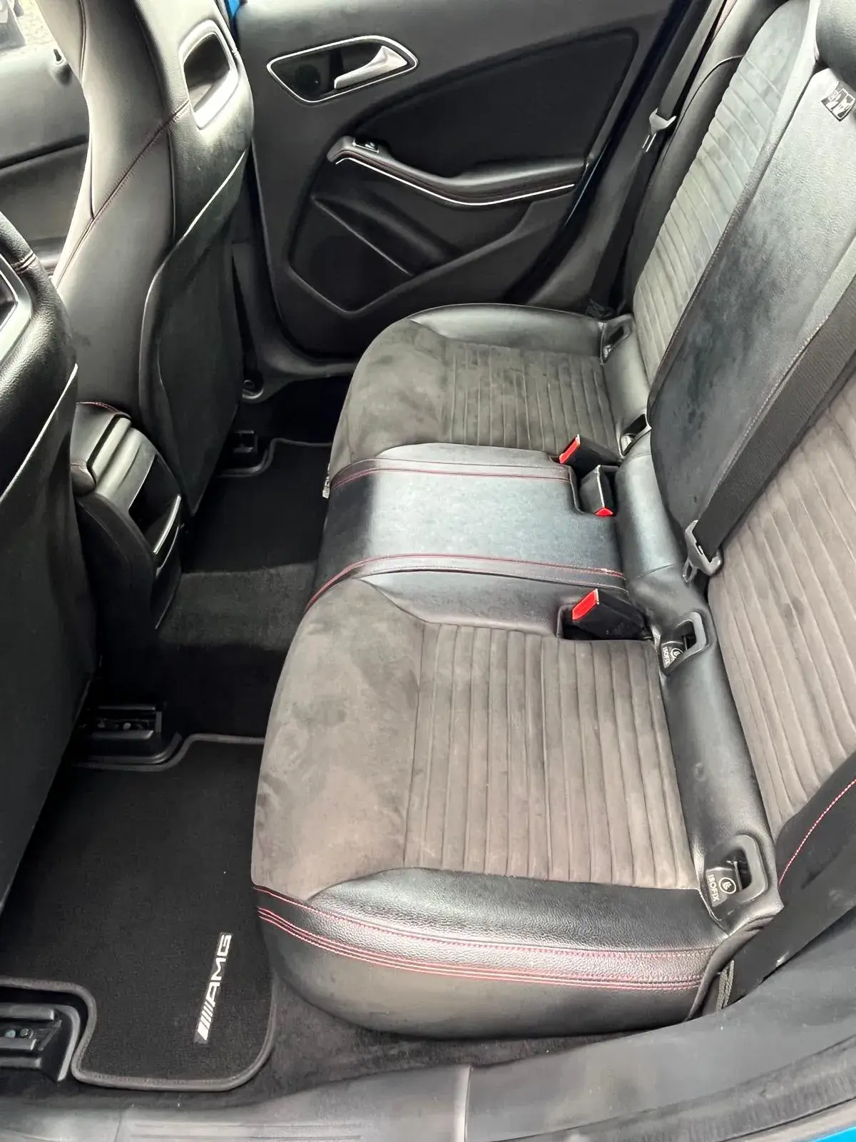 Mercedes-Benz A 200 AMG 8