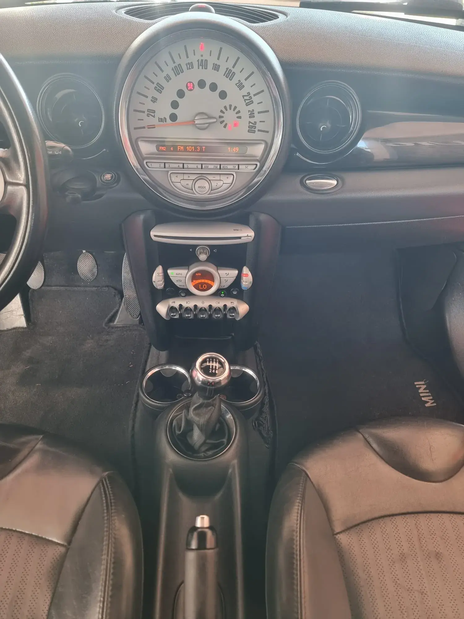 MINI 3 Portas Cooper D 12