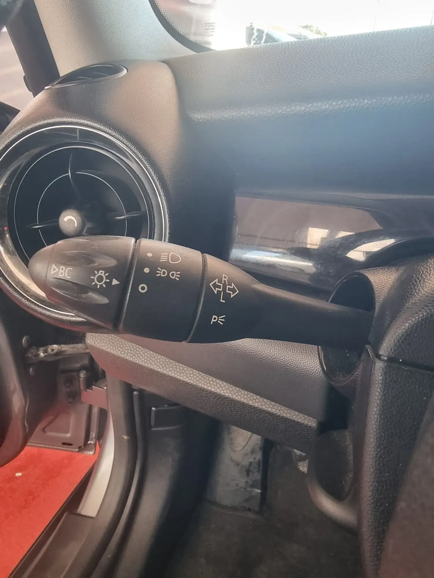 MINI 3 Portas Cooper D 24