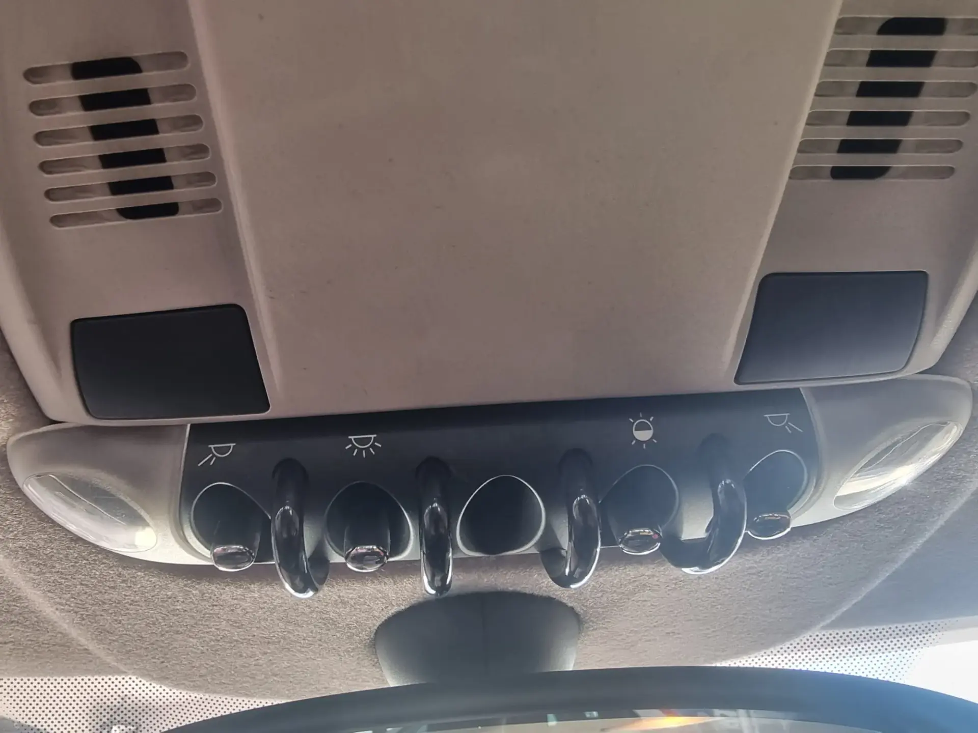 MINI 3 Portas Cooper D 26