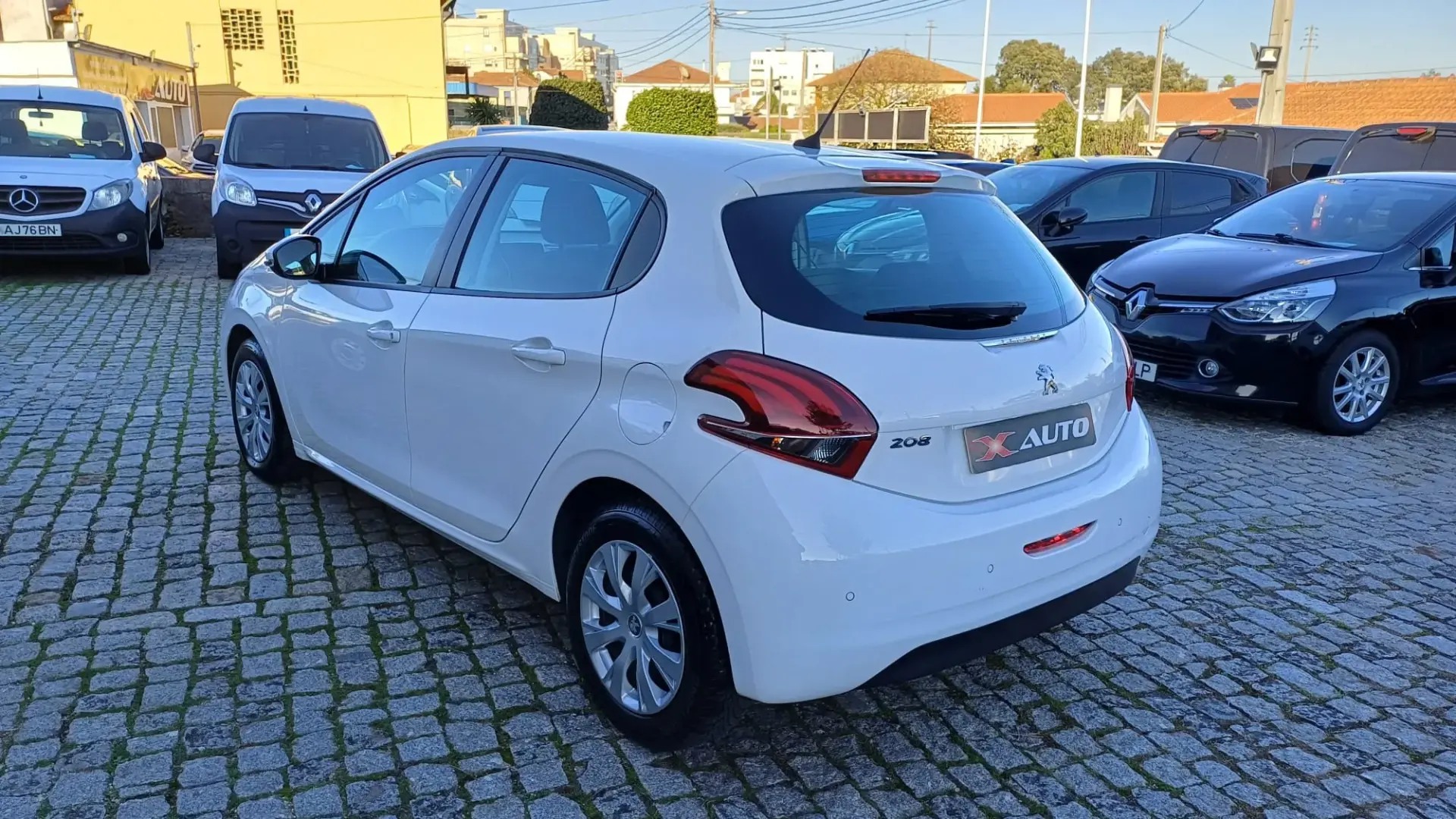 Peugeot 208 1.2 PureTech Active 6