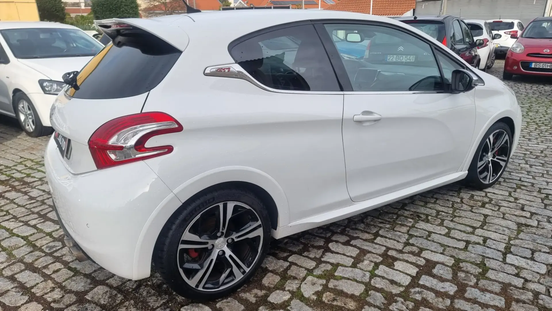 Peugeot 208 1.6 THP GTi 4
