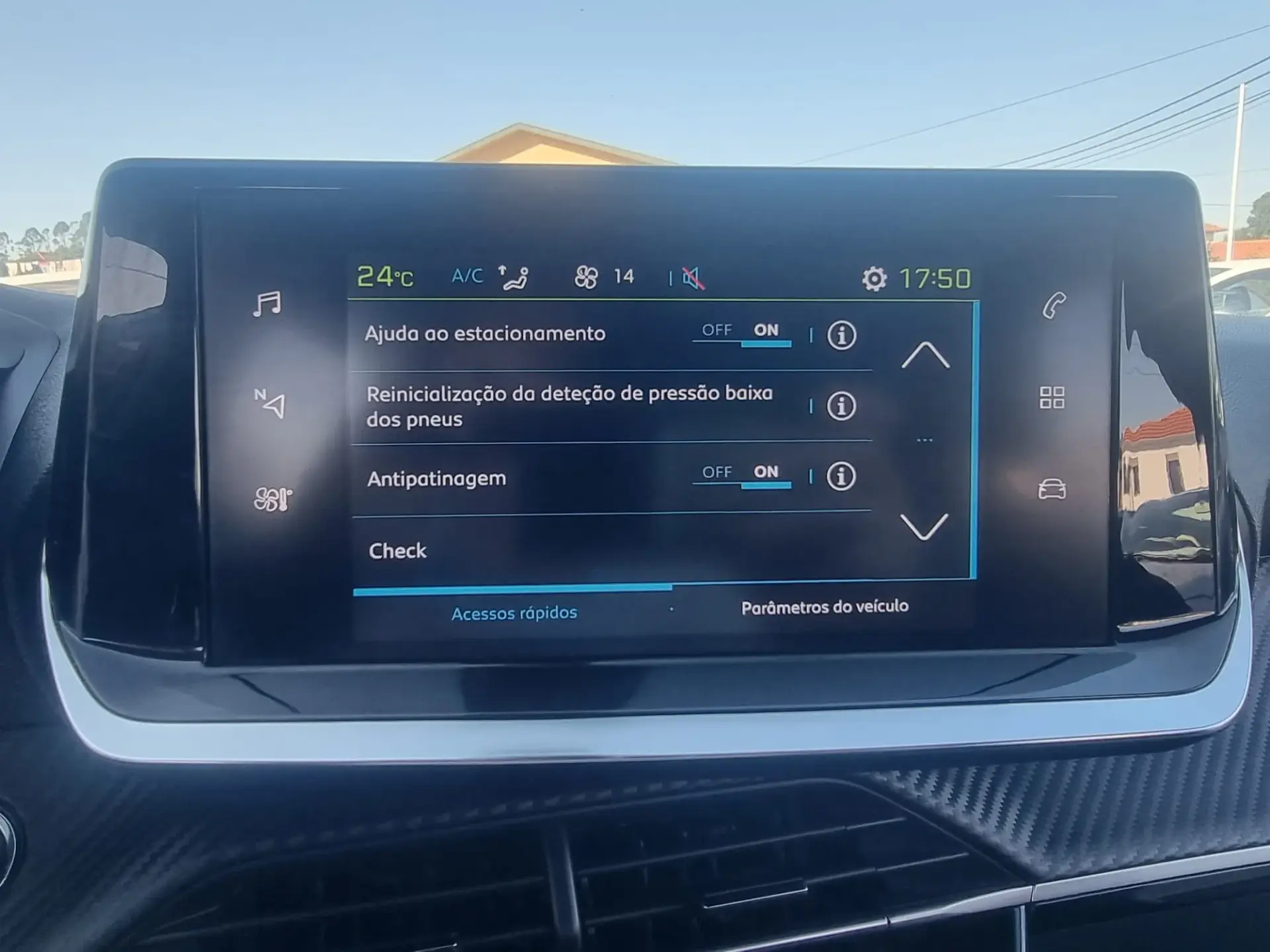 Peugeot e-2008 50 kWh Allure Pack 14