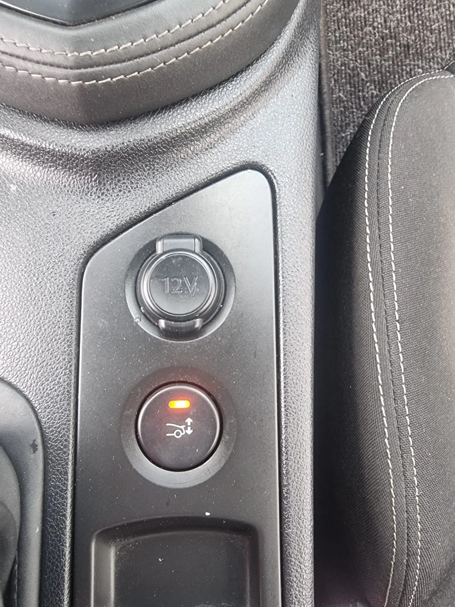 Peugeot RCZ 1.6 THP 21