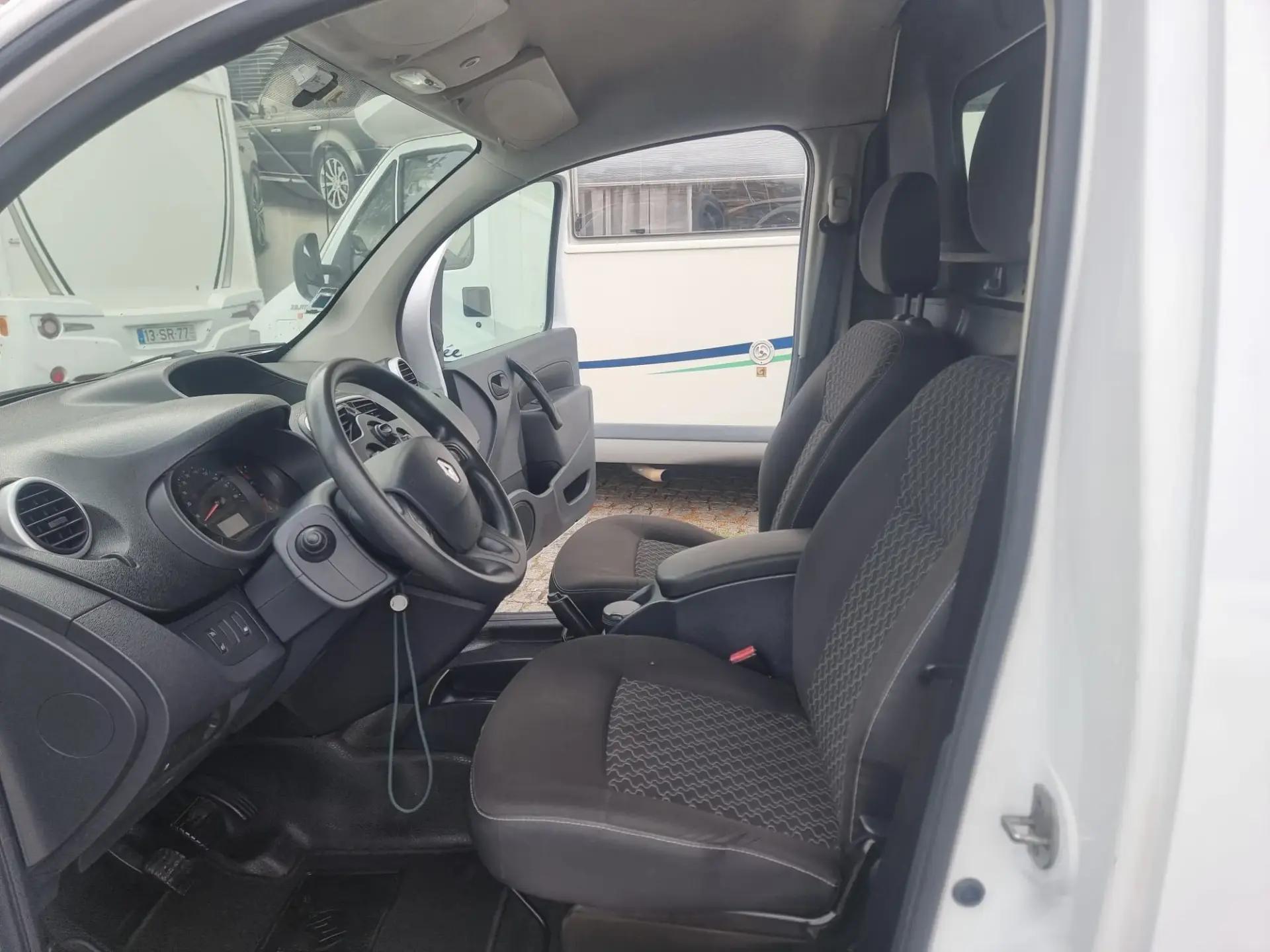 Renault Kangoo 1.5 dCi Compact Business 9