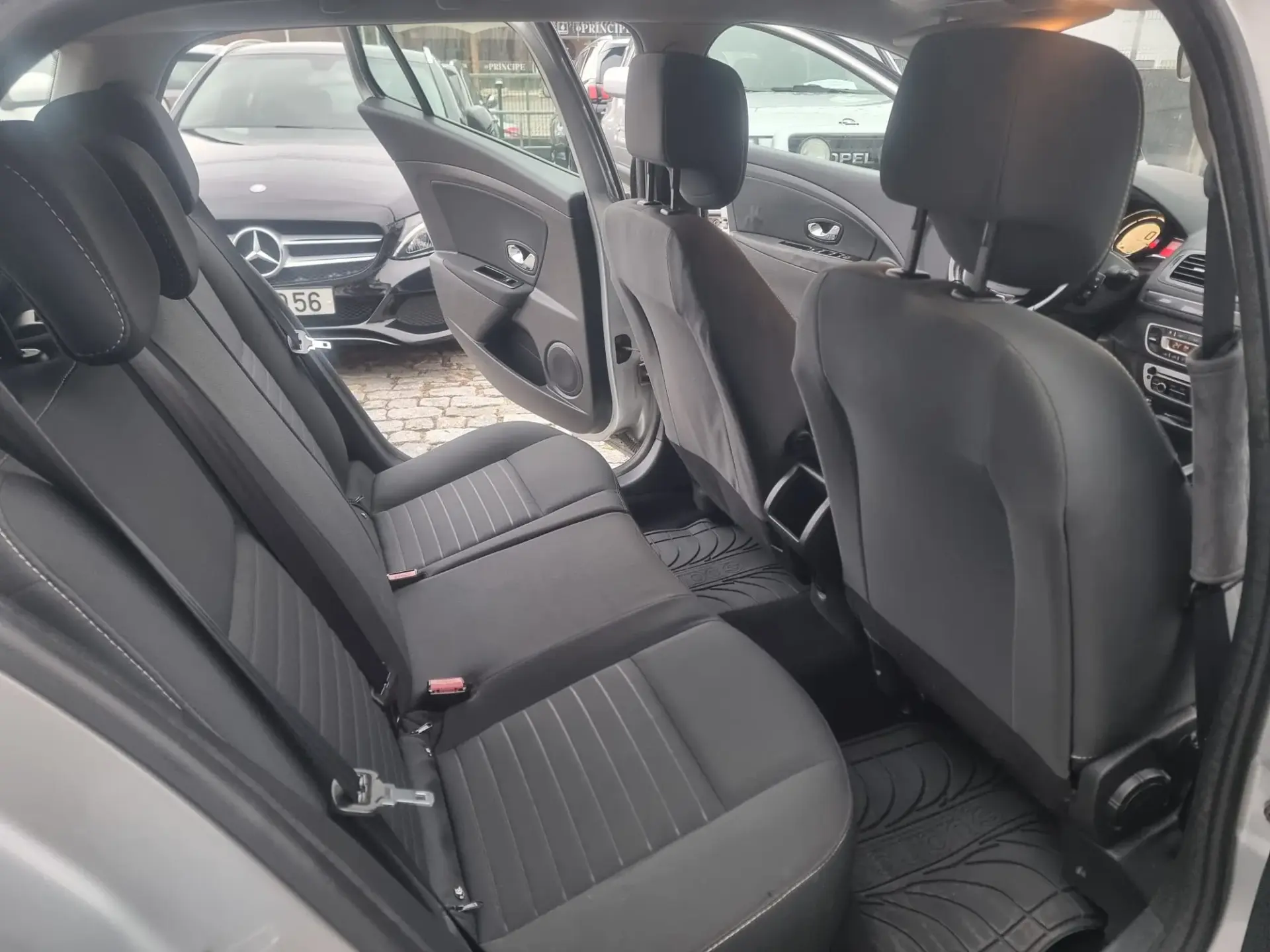 Renault Mégane Sport Tourer 1.5 dCi Confort SS 6