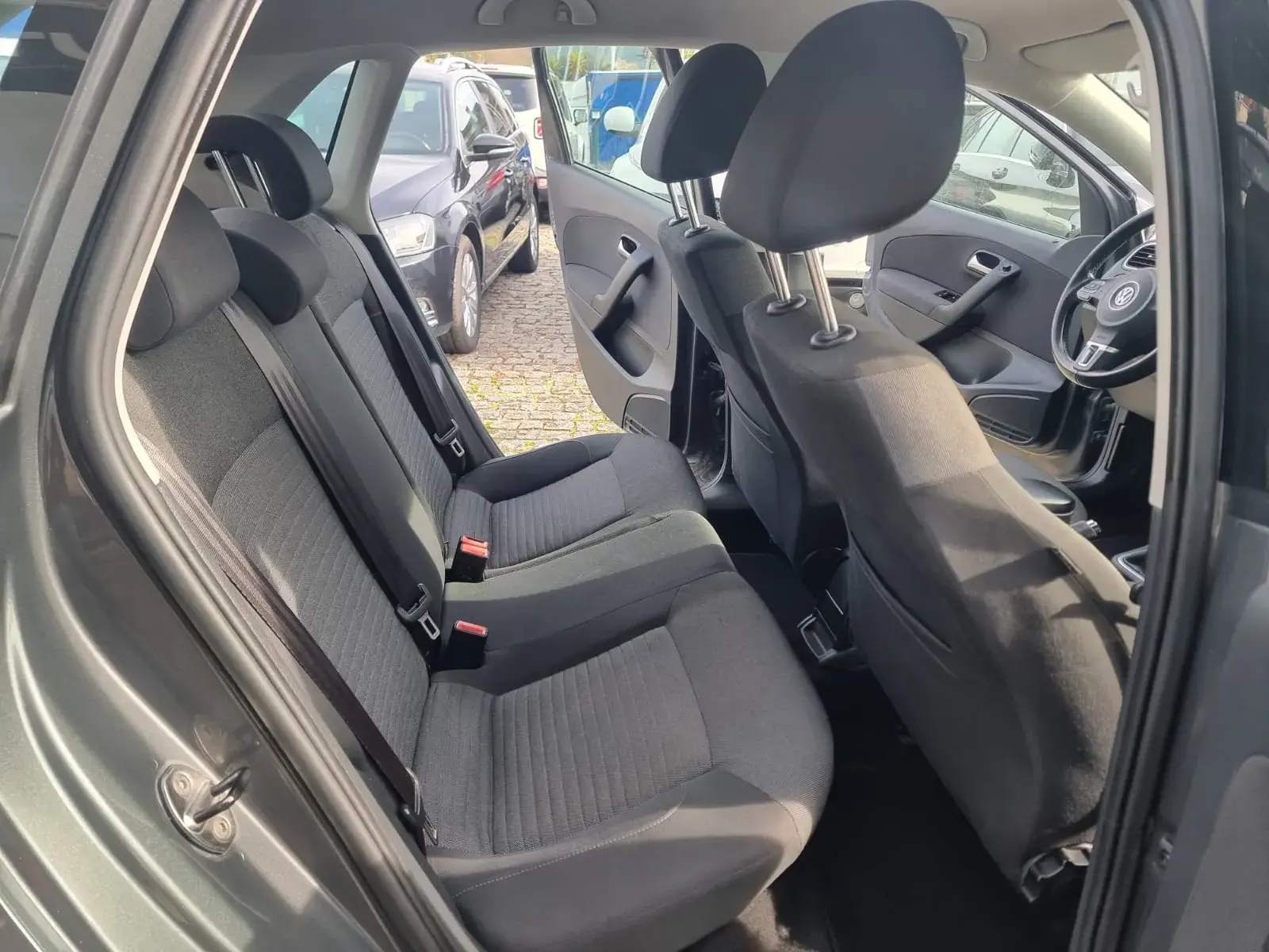 Volkswagen Polo 1.2 TDi Confortline 4