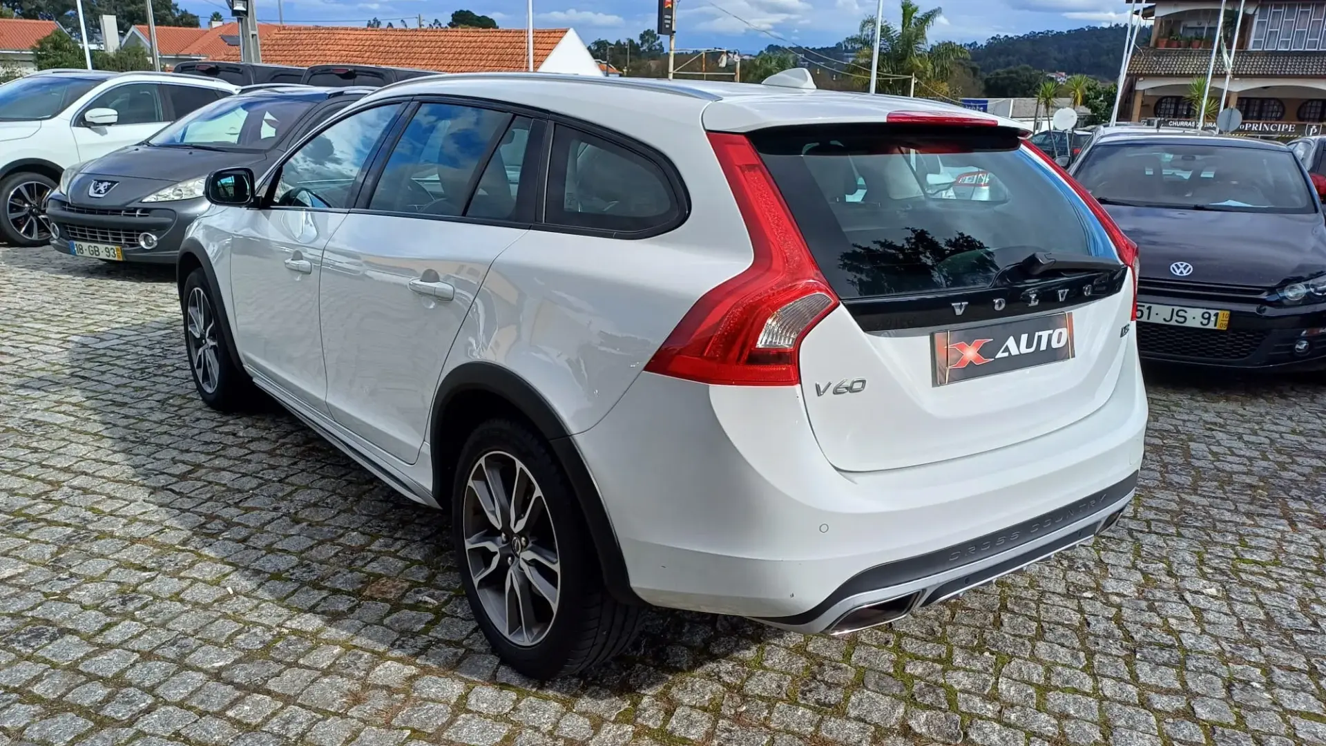 Volvo V60 Cross Country 2.0 D3 Summum 5