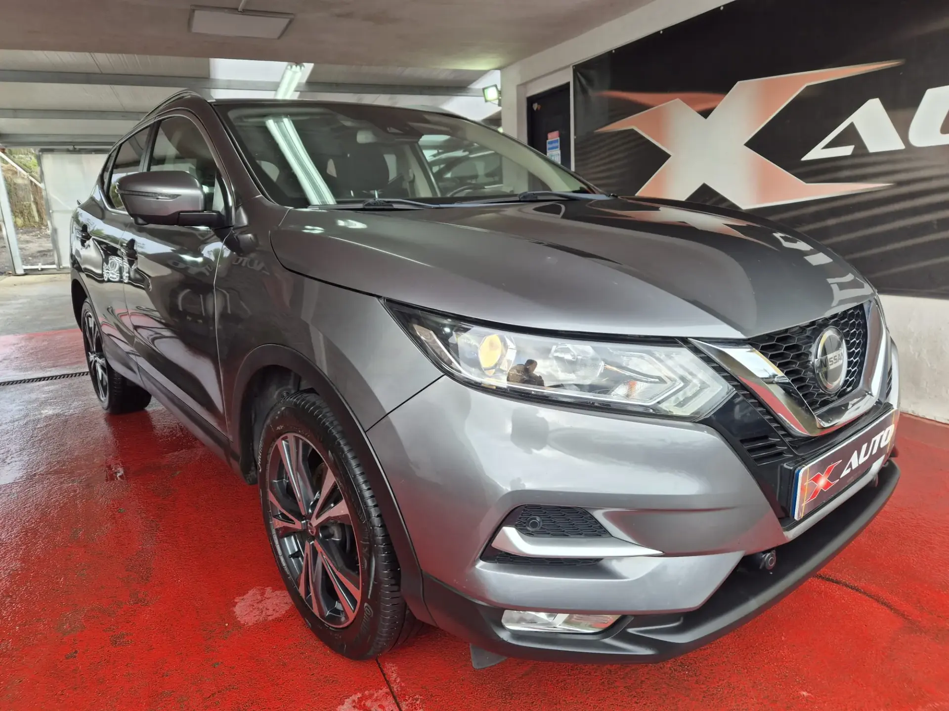 Nissan Qashqai 1.2 DIG-T Tekna Premium 2