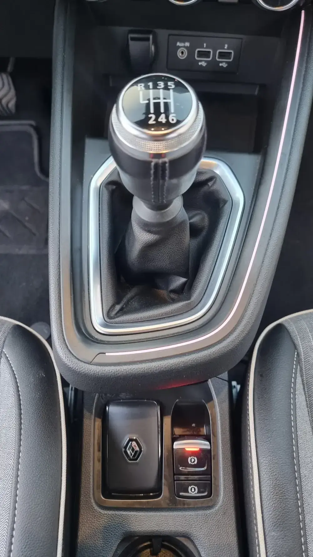 Renault Clio LUTECIA 13