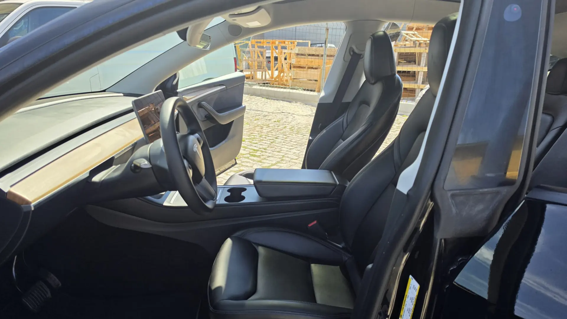 Tesla Model Y Long Range Tração Traseira Premium 14