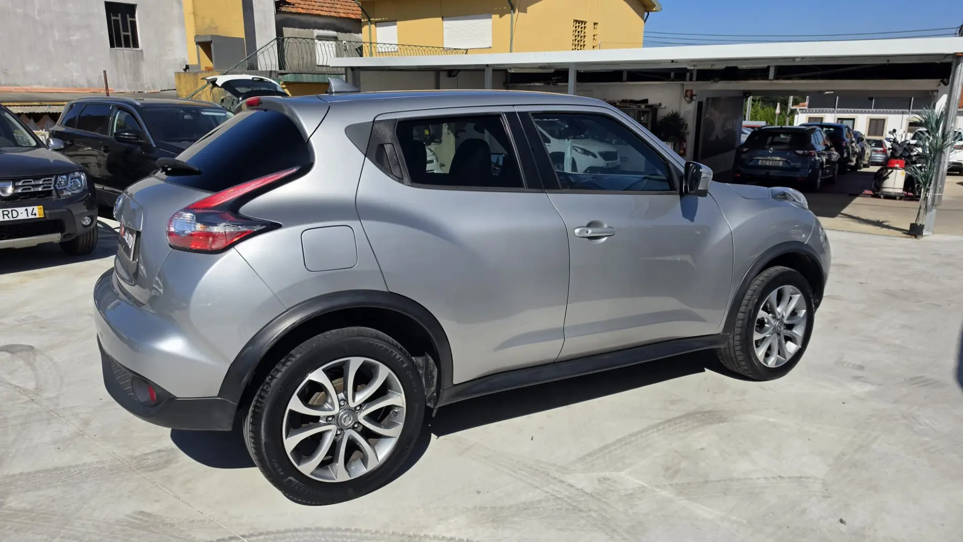 Nissan Juke 1.5 dCi Tekna Premium Pele Ext.2 Black T. 4