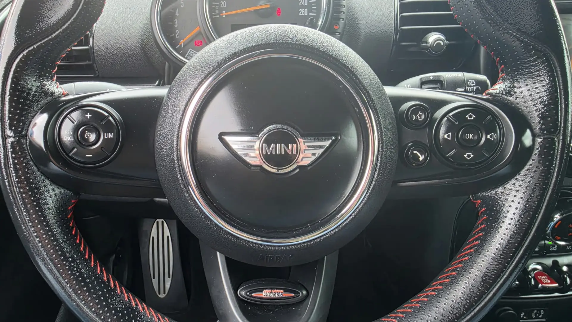 MINI Countryman One D Sport Edition 10