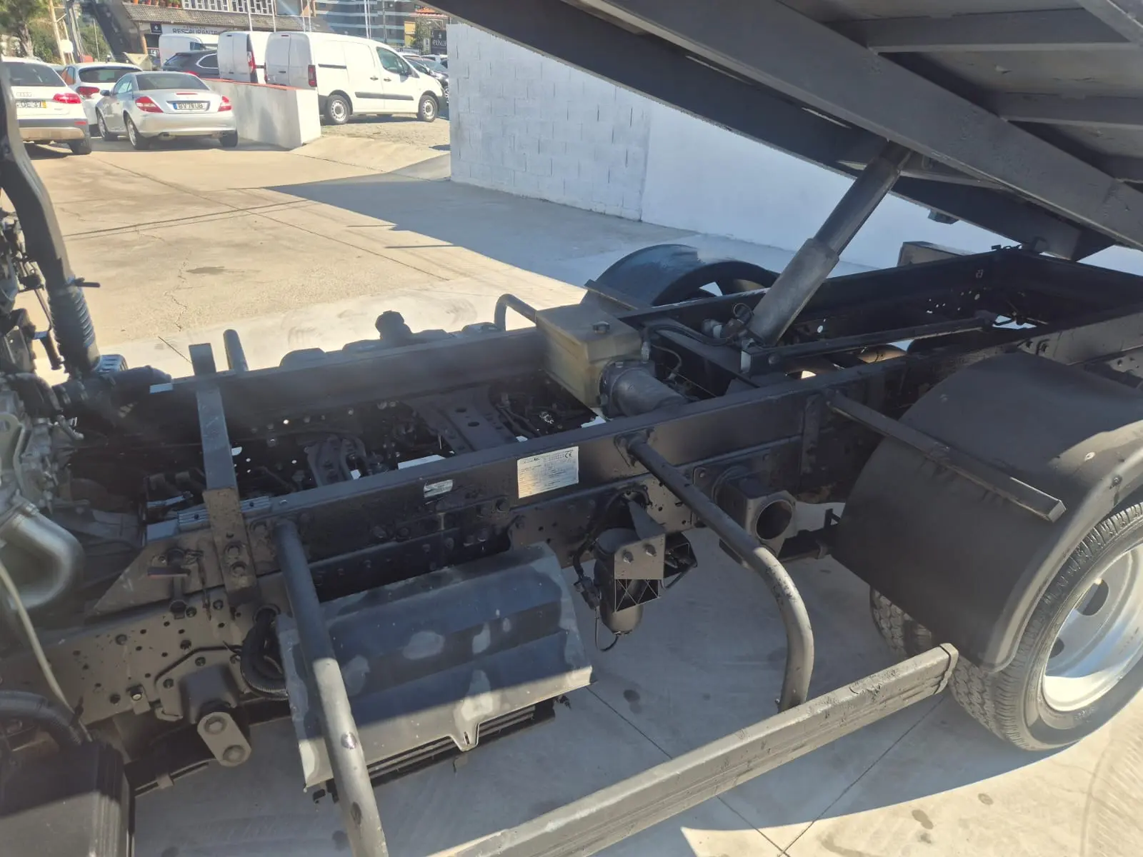 Mitsubishi Canter 3C13 5