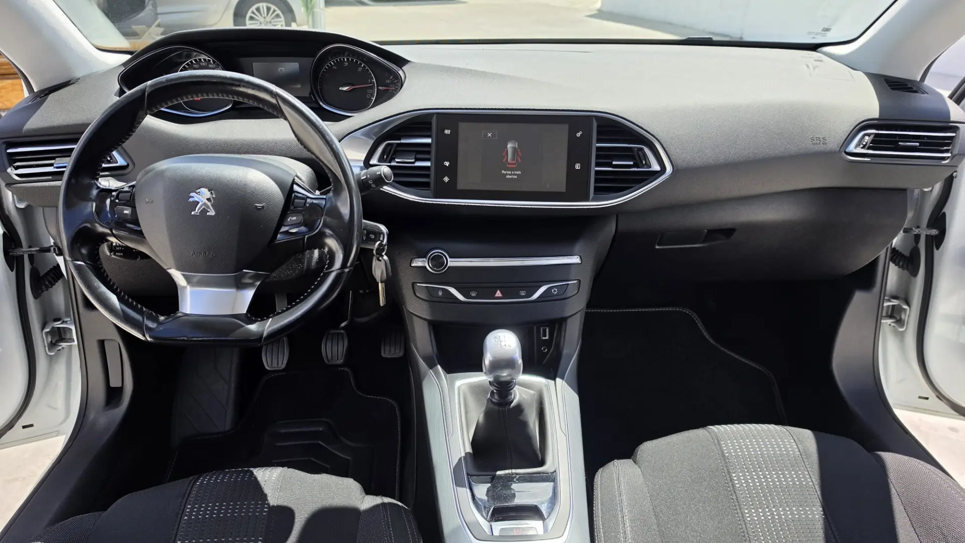 Peugeot 308 SW 1.6 BlueHDi Style 6