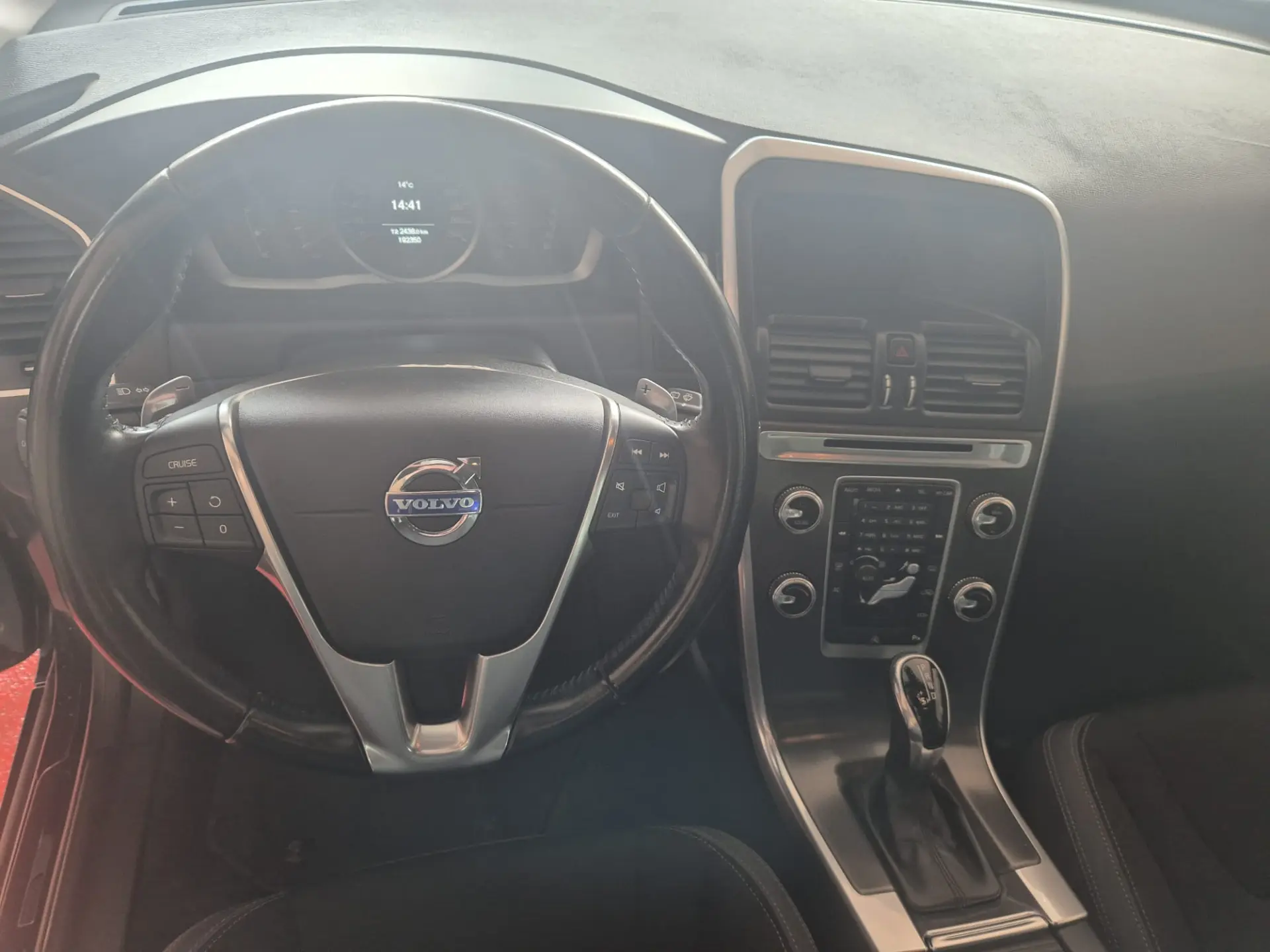 Volvo XC 60 D4 6