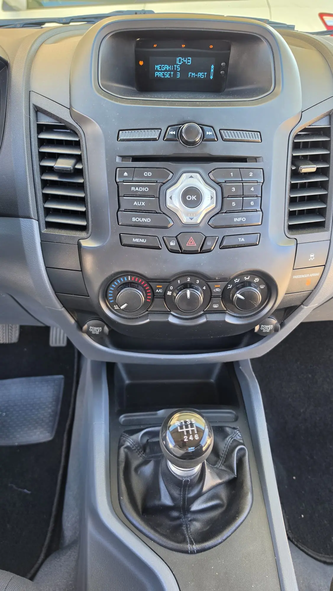 Ford Ranger 2.2 TDCI 4*2 10