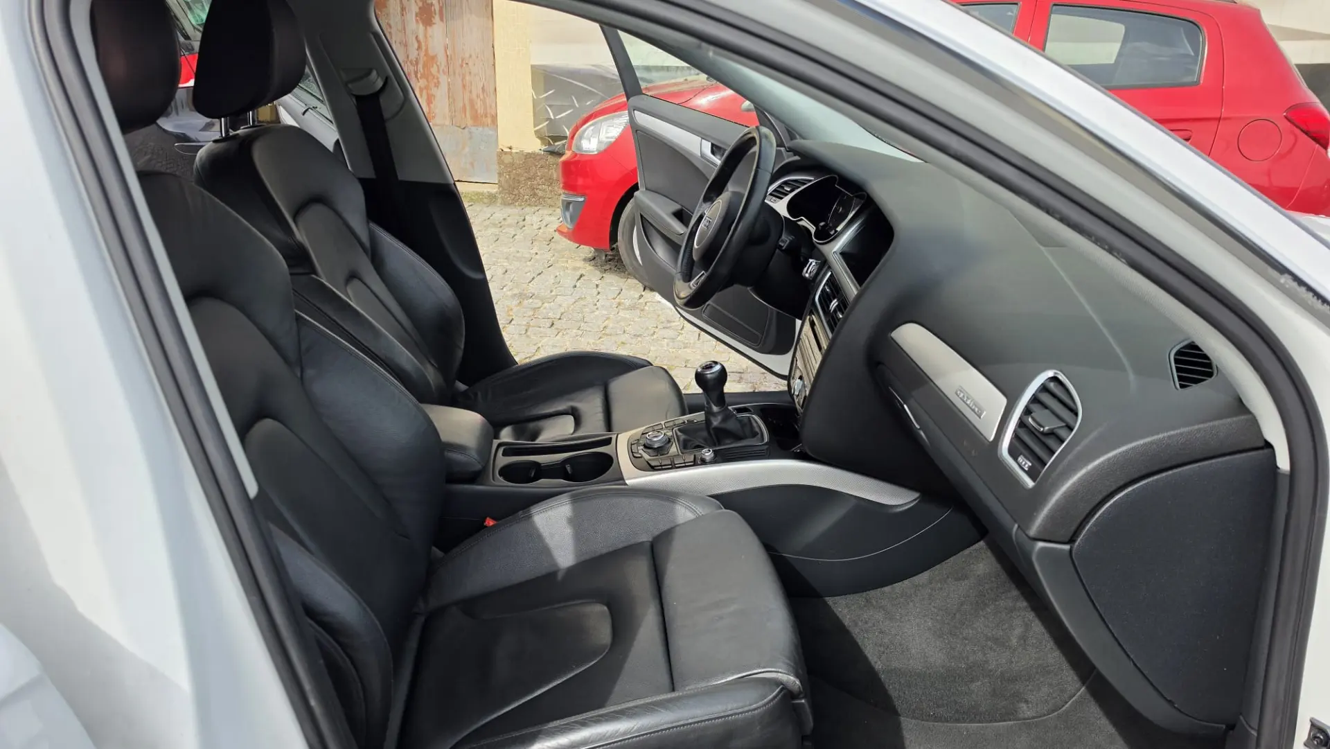 Audi A4 Allroad 2.0 TDI quattro 12