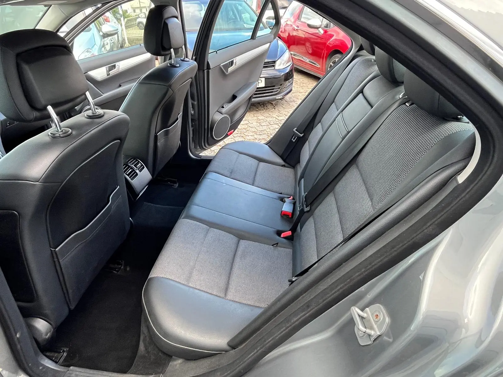 Mercedes-Benz C 200 18