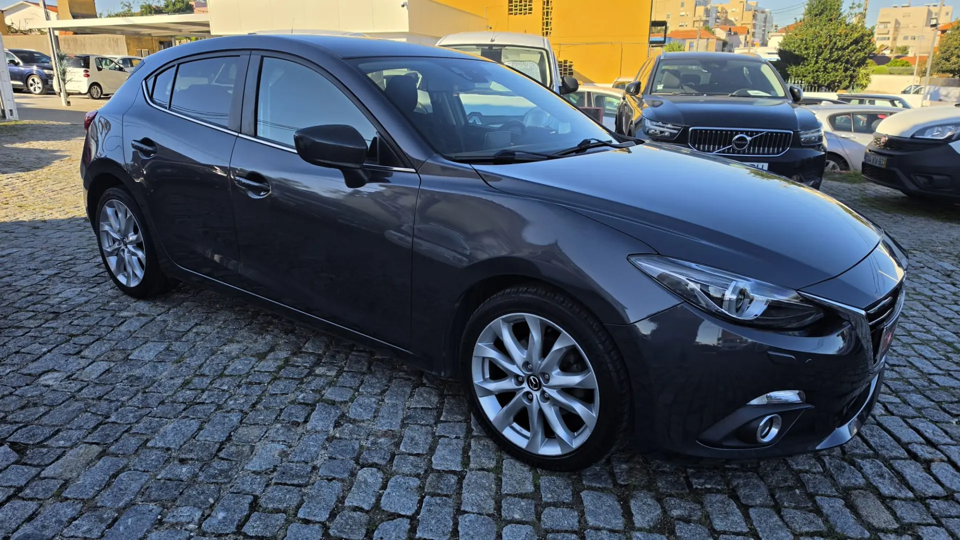 Mazda 3 1.5 Sky-D Excellence 2