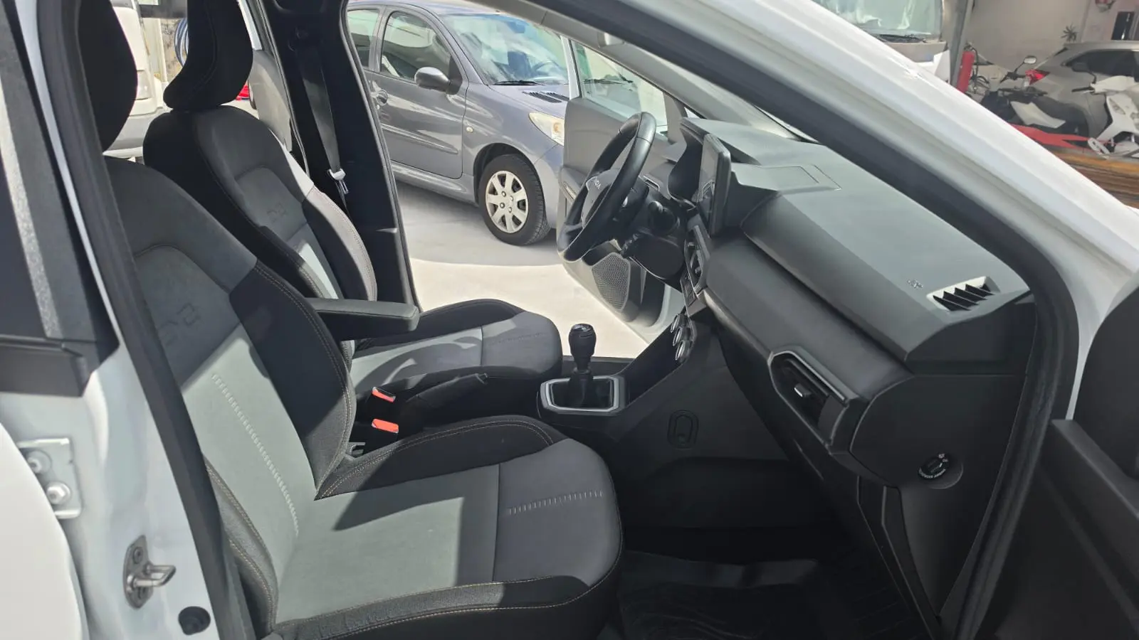 Dacia Jogger 1.0 ECO-G Extreme+ Up&Go 7L Bi-Fuel 5