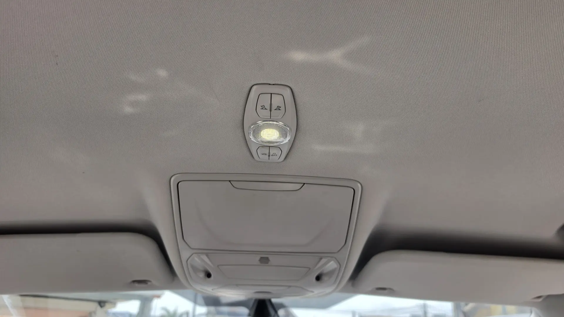 Ford Grand C-Max 1.6 TDCi Titanium Edition S/S 26