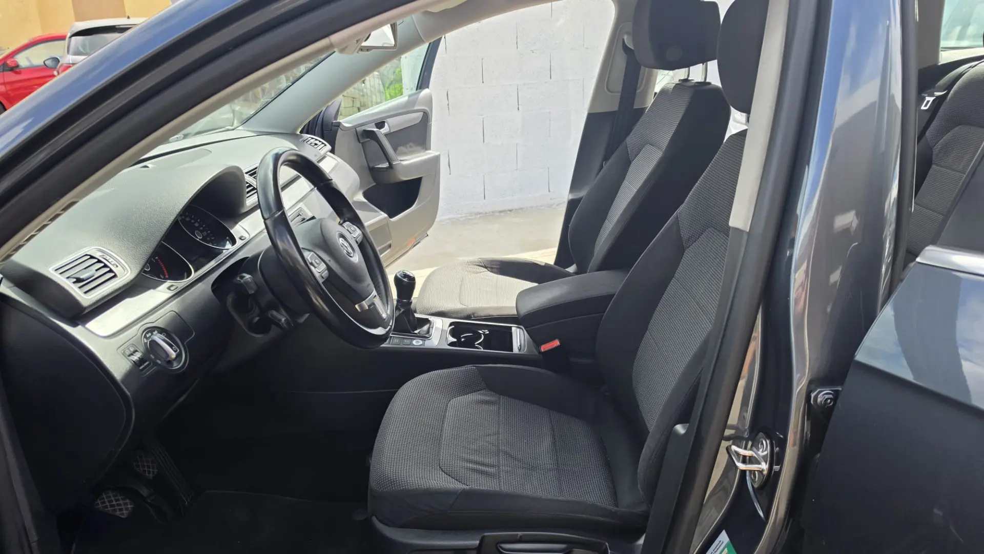 Volkswagen Passat Variant 1.6 TDI BlueMotion 12