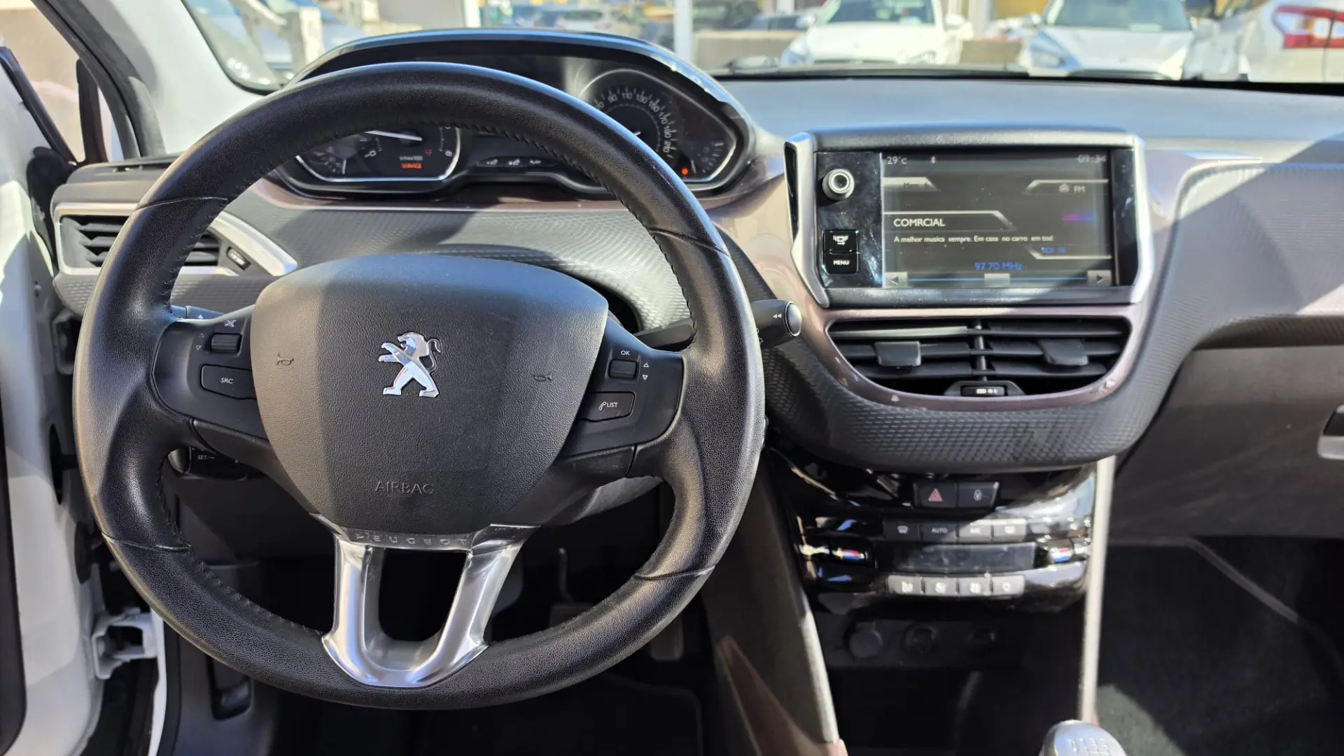 Peugeot 2008 1.6 e-HDi Allure 8