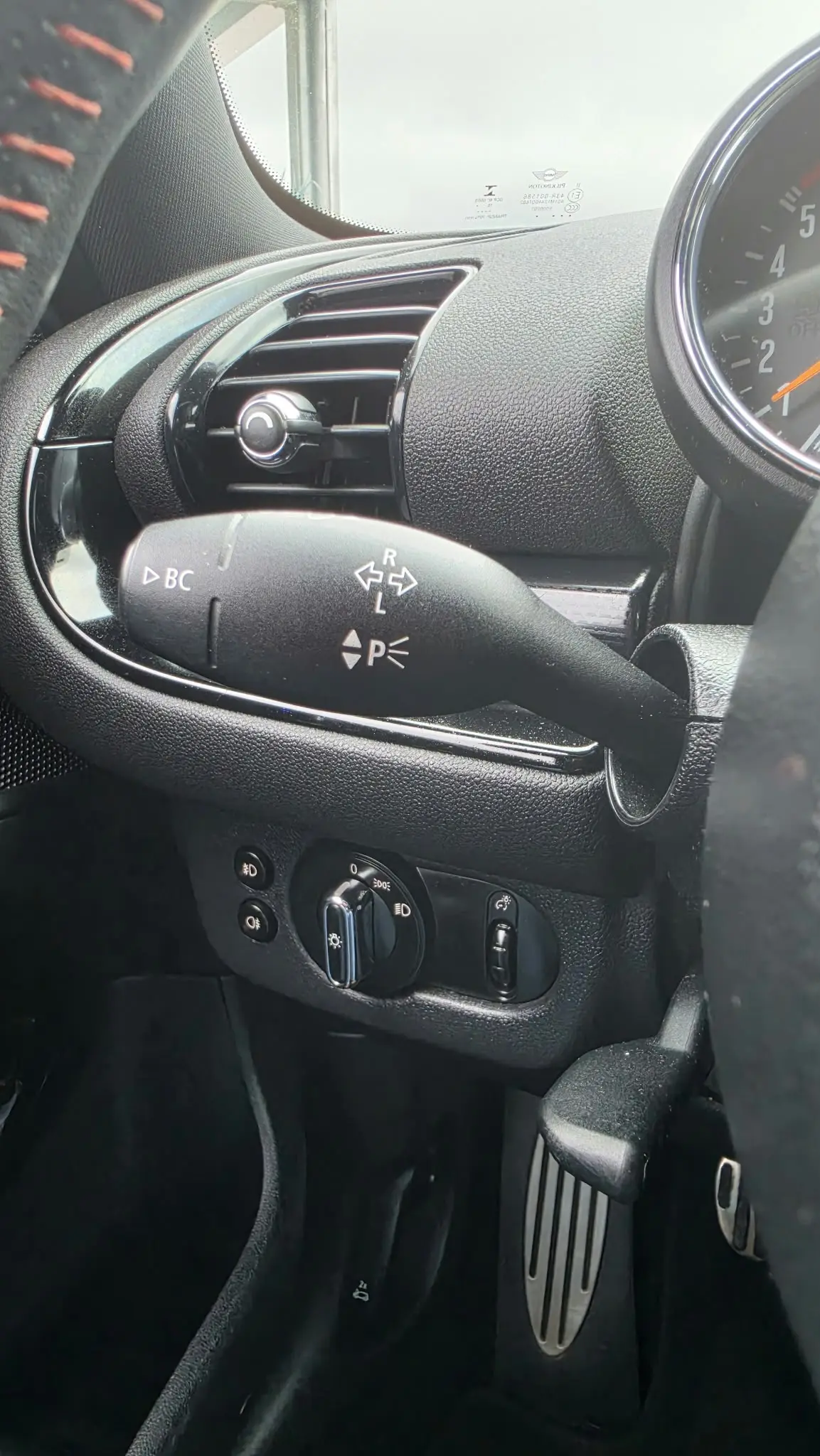 MINI Countryman One D Sport Edition 23