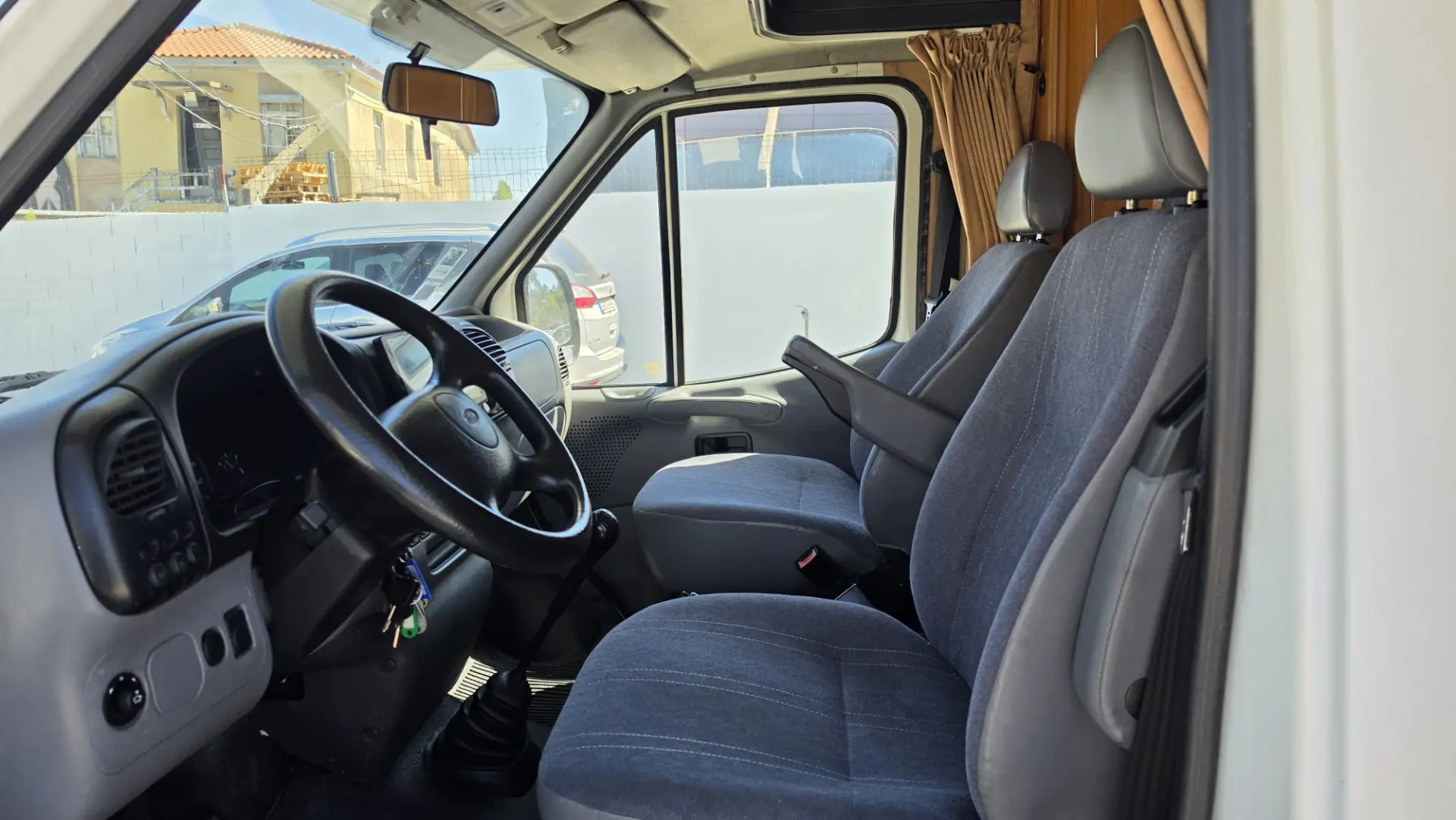 Ford Transit pilote 14