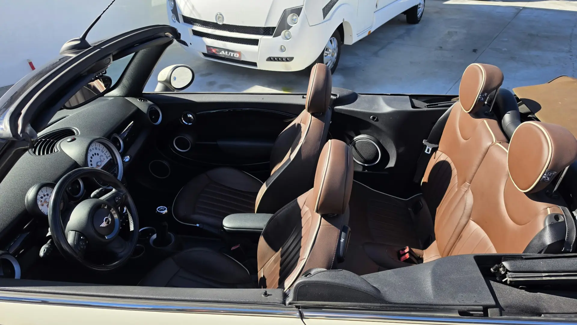 MINI Cabrio Cooper D 8