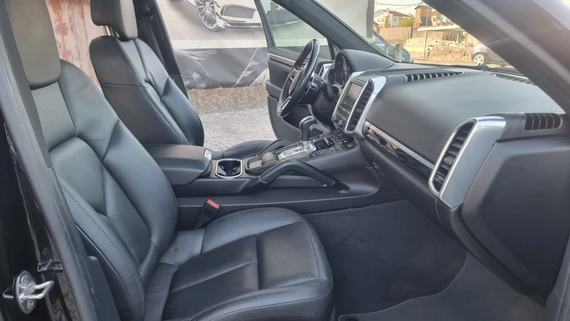 Porsche Cayenne S E-Hybrid 11