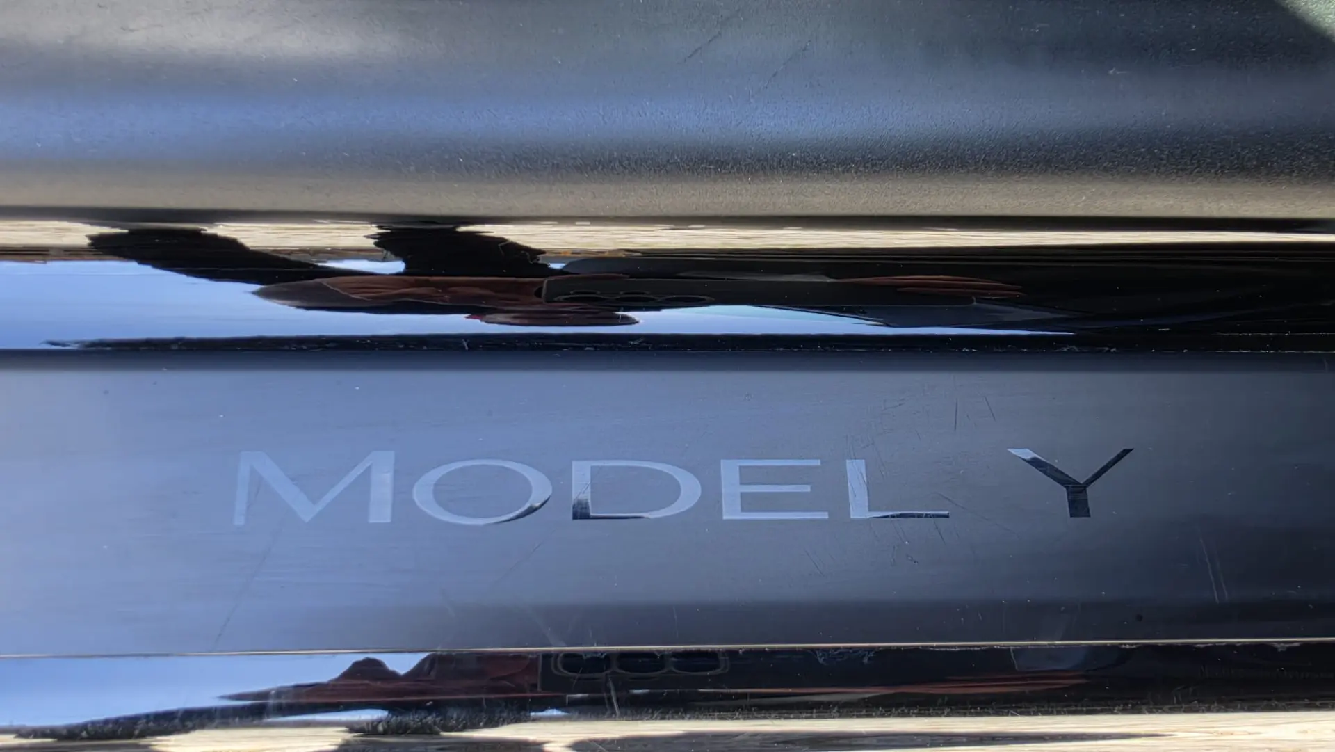 Tesla Model Y Long Range Tração Traseira Premium 27