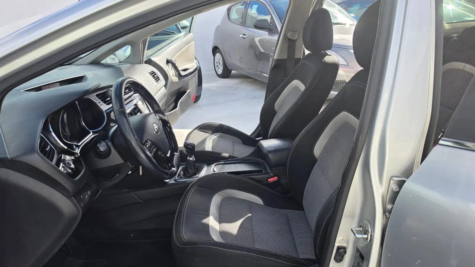 Kia Ceed SW 1.6 CRDi Prime 12