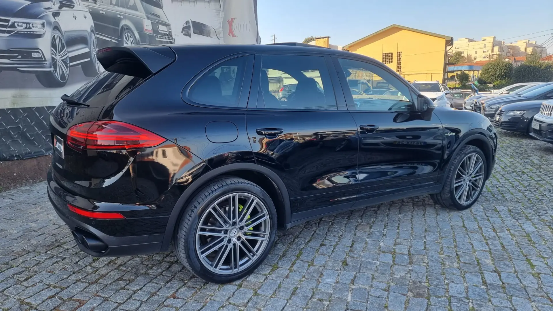 Porsche Cayenne S E-Hybrid 3