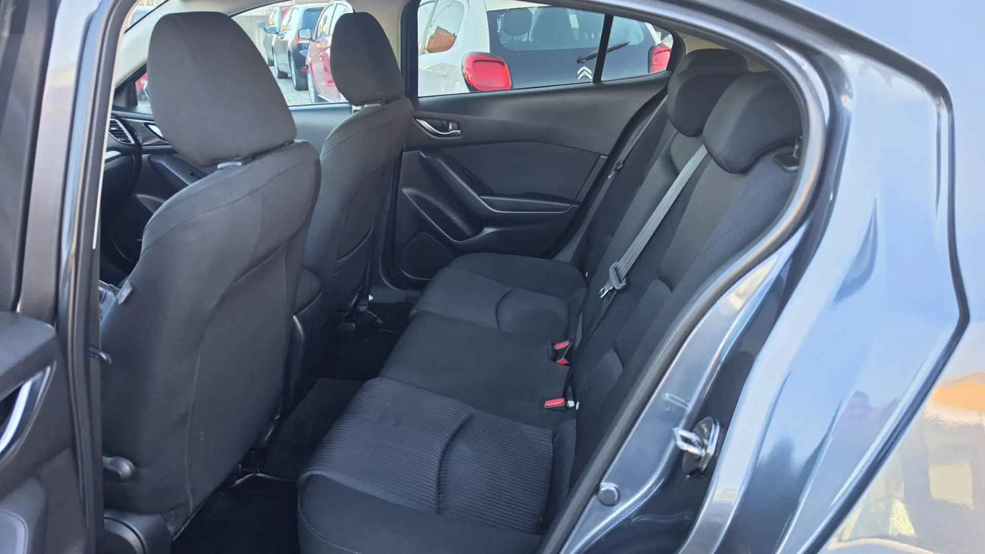 Mazda 3 1.5 Sky-D Excellence 9