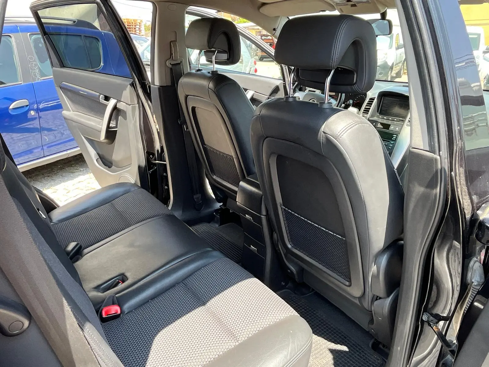 Chevrolet Captiva 2.0 VCDi LT 7L 10