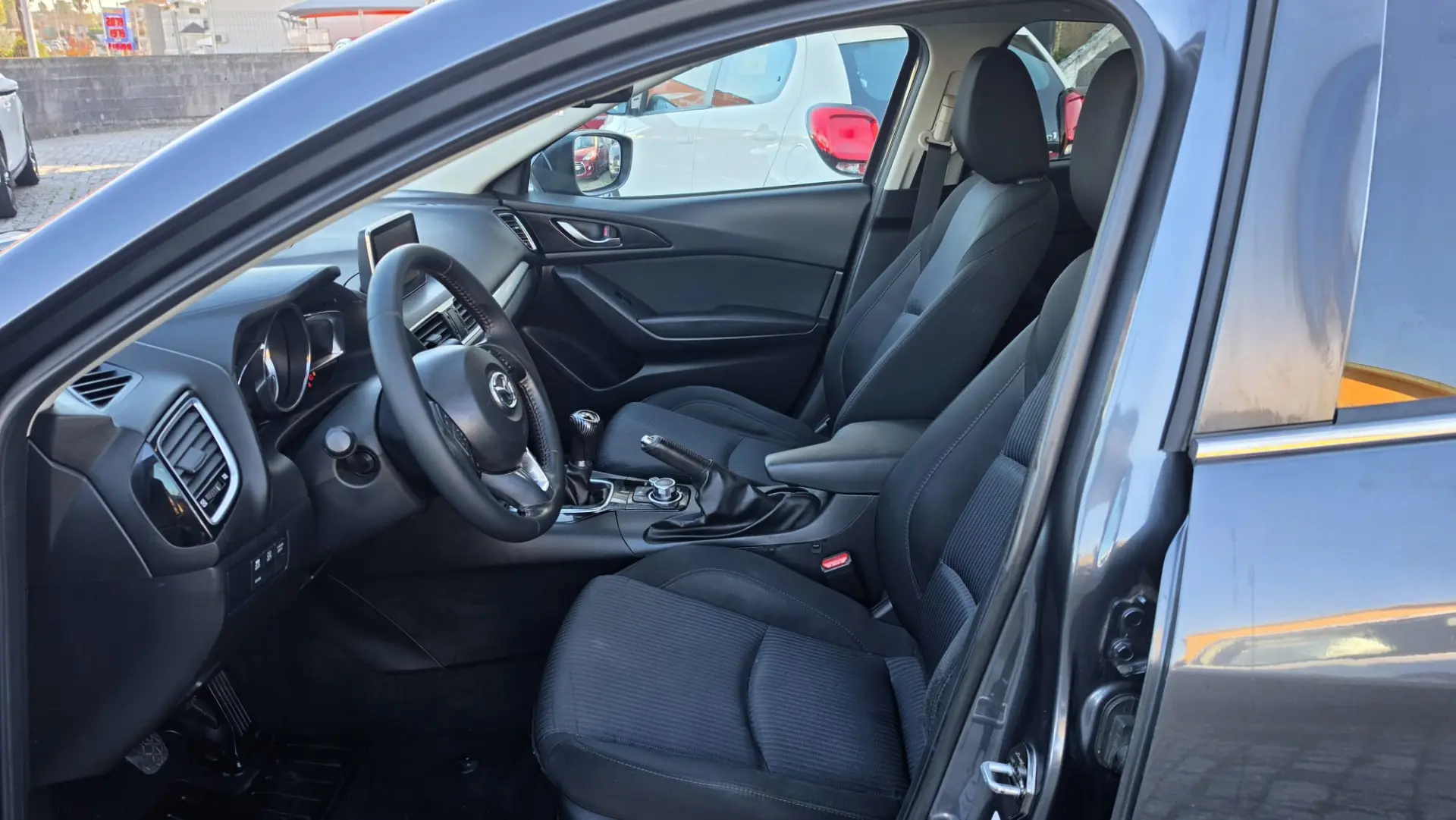 Mazda 3 1.5 Sky-D Excellence 7