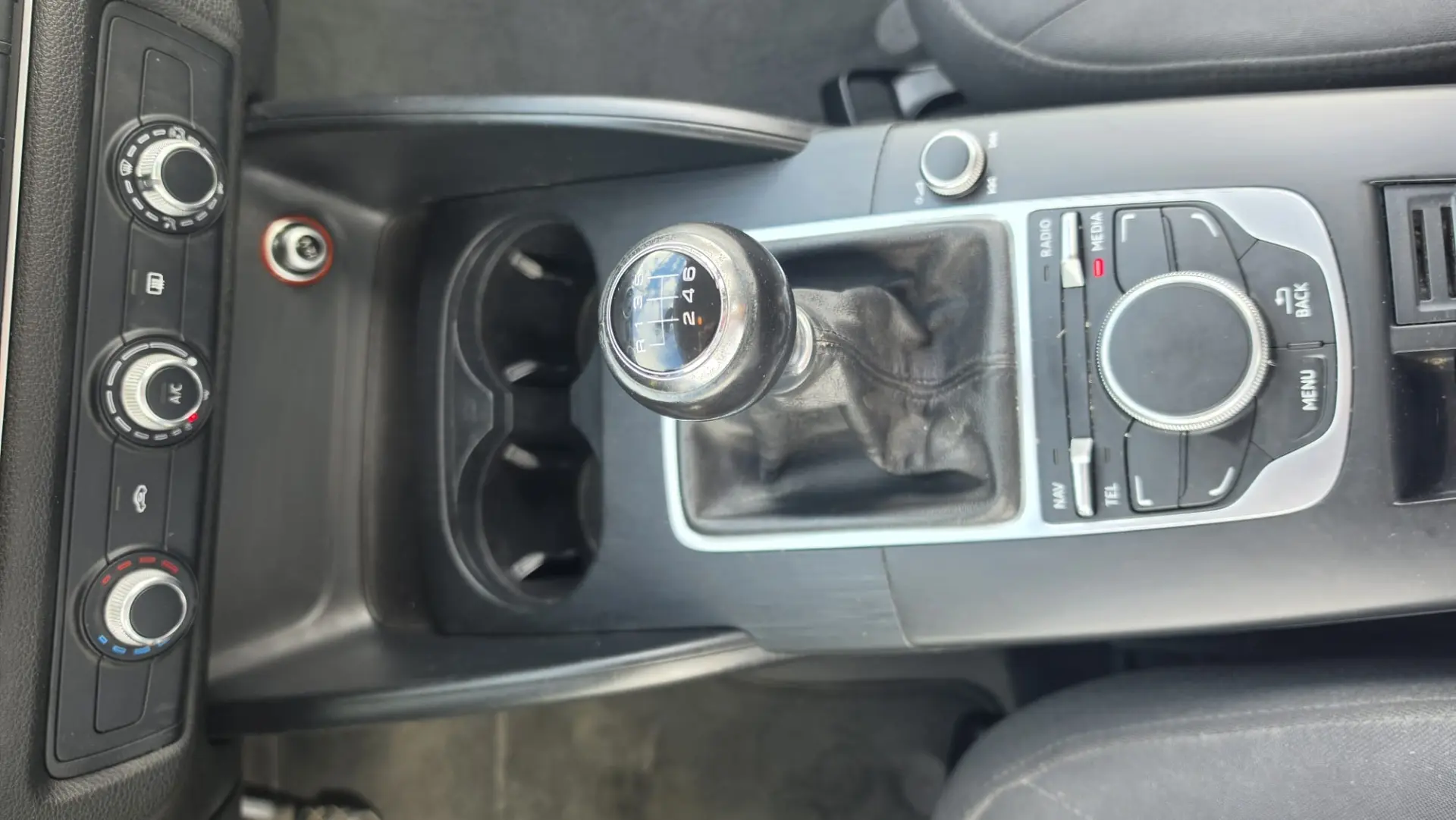 Audi A3 Sportback 1.6 TDI Advance 12
